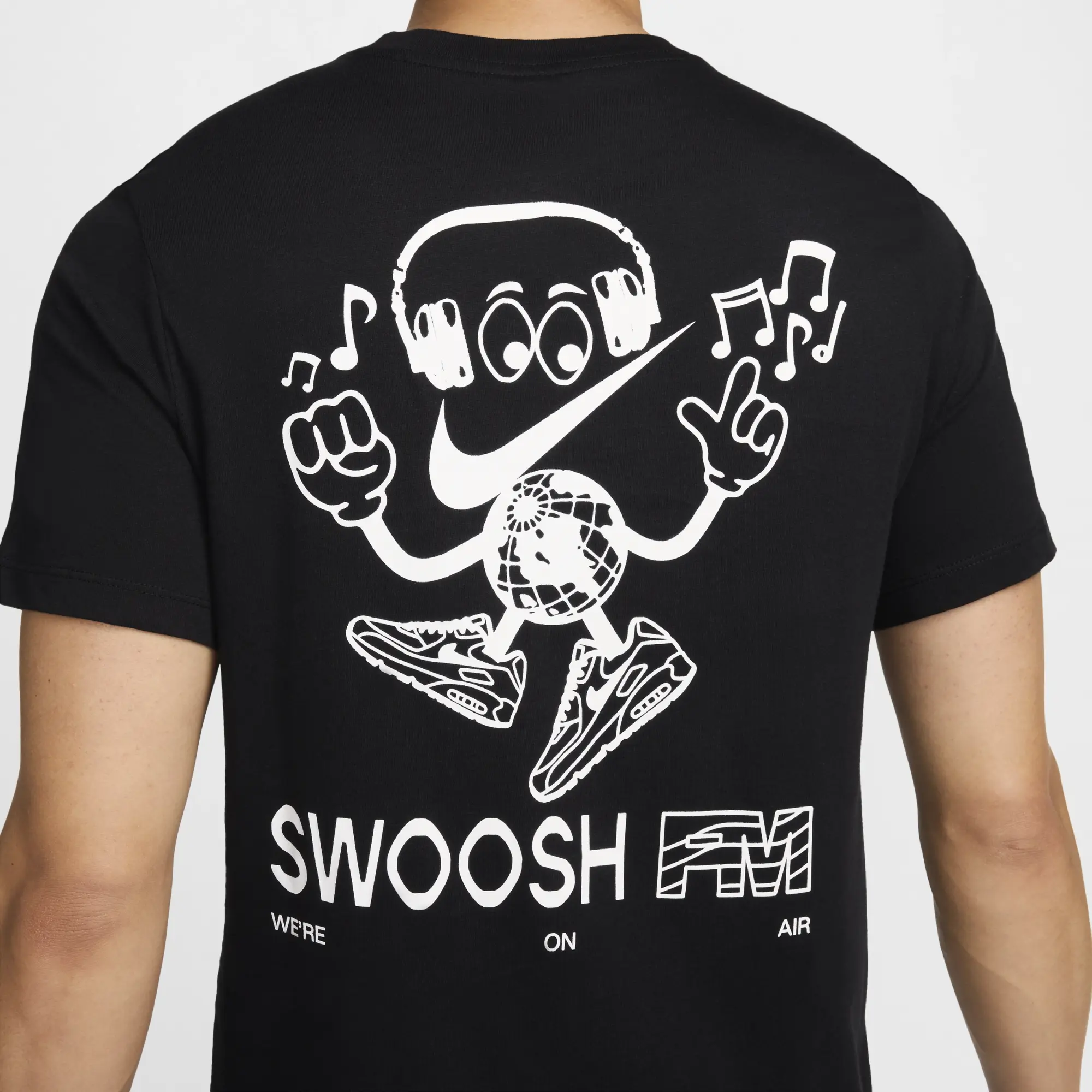 Nike Swoosh FM LBR T-Shirt - Black - Size L - Black