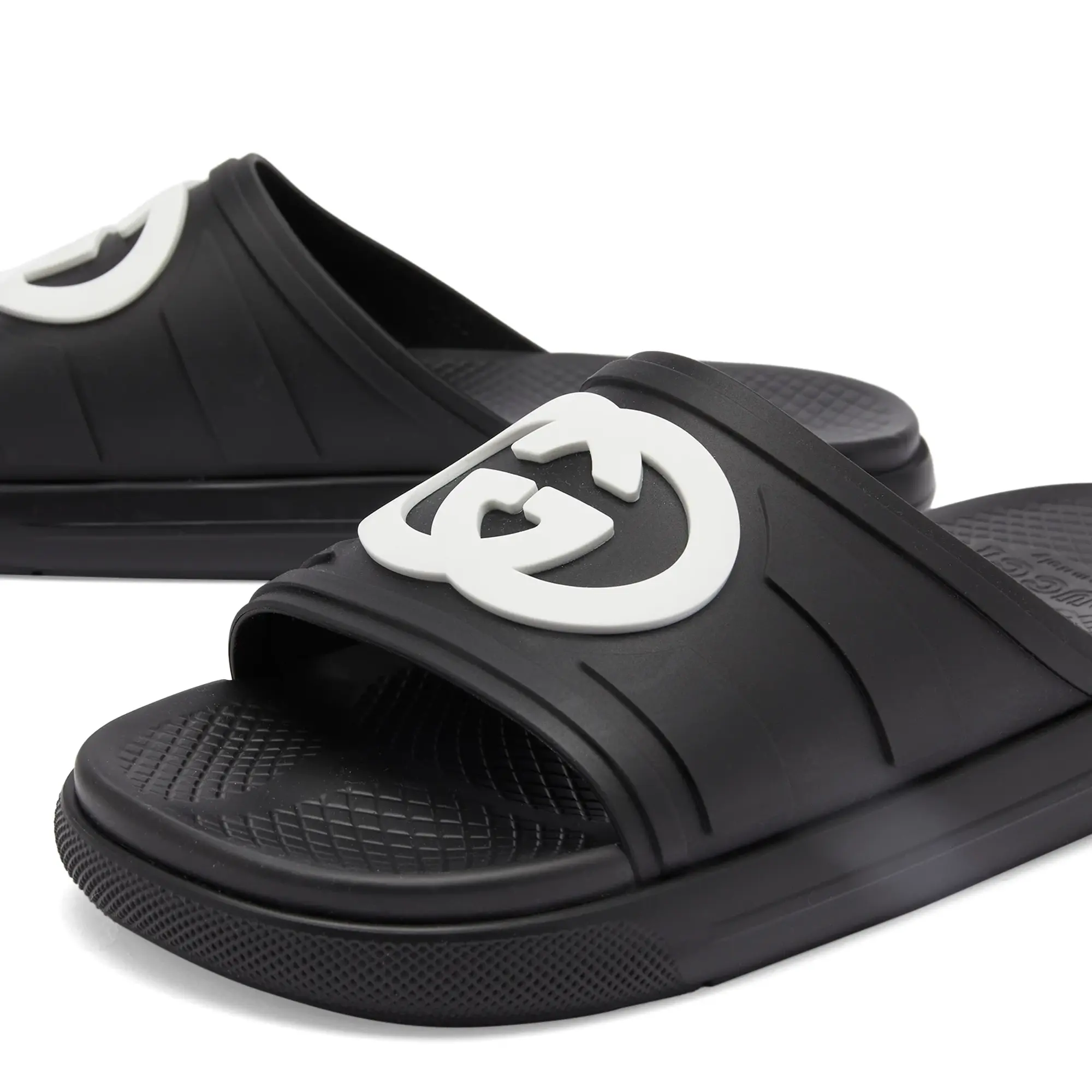 Gucci Men's Interlocking Logo Pursuit Slide Black/White