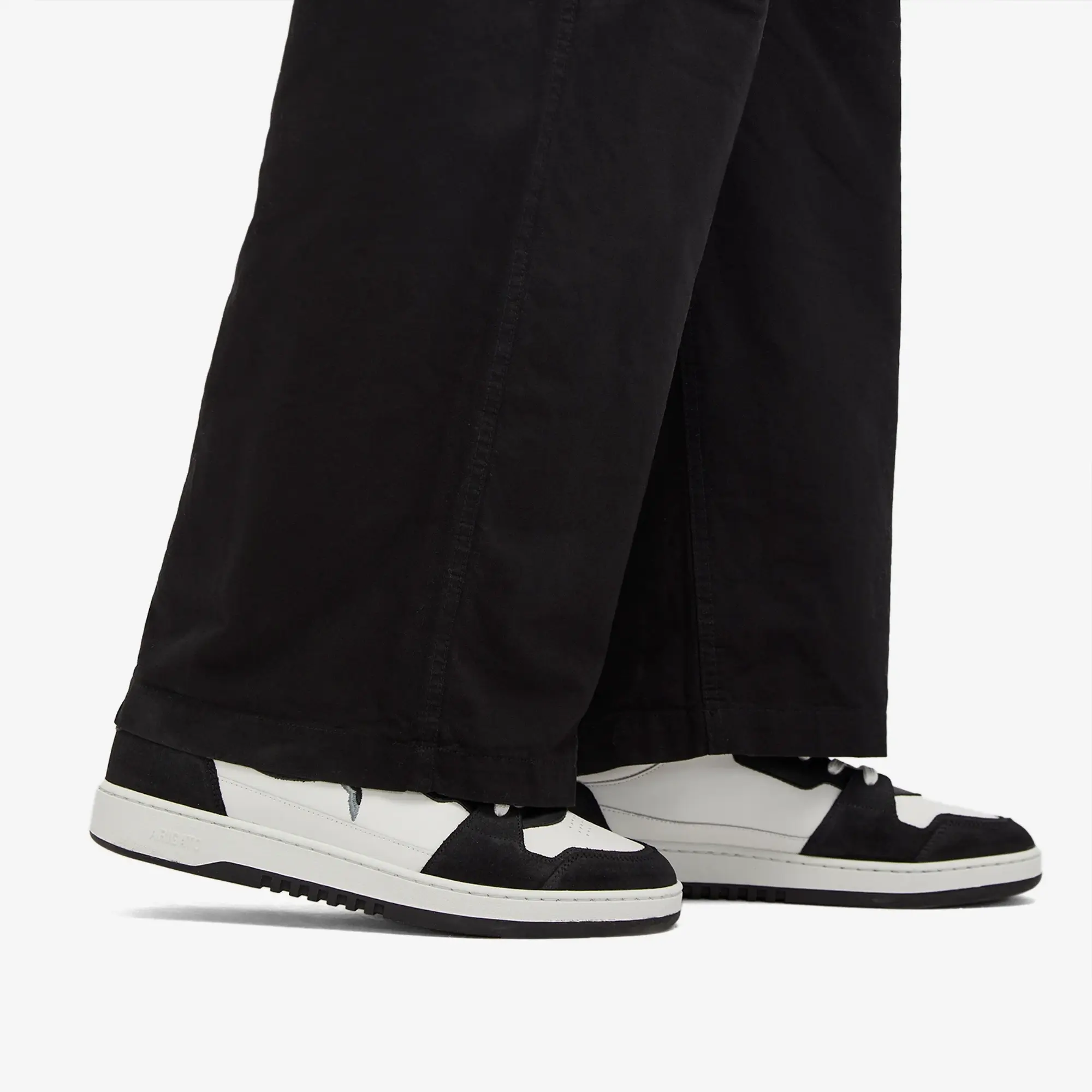 Axel Arigato Men's Dice Lo Bee Bird Sneaker White/Black