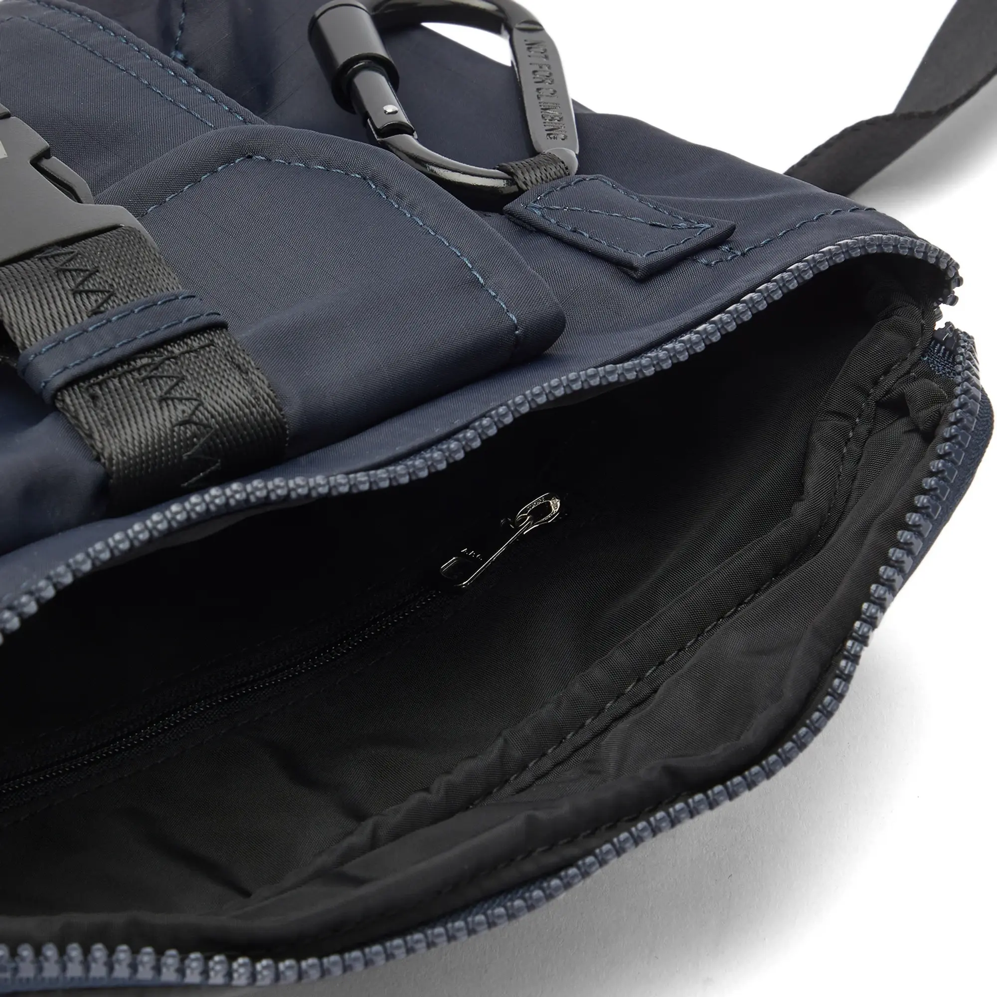 A.P.C. Men's Trek Cross Body Bag Dark Navy