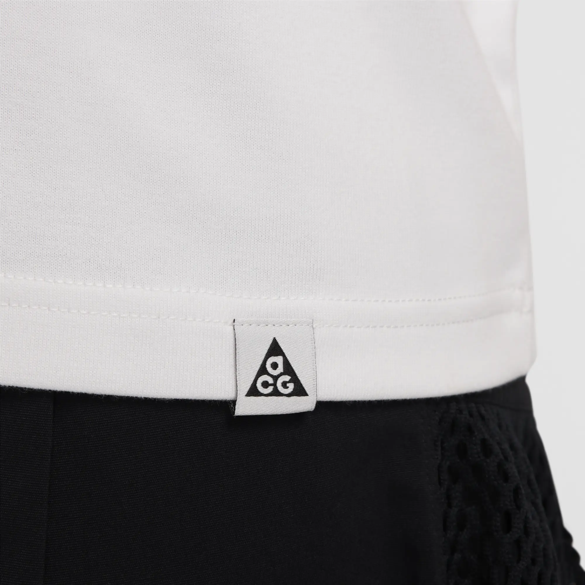 Nike WMNS ACG LOOSE GRAPHIC TEE
