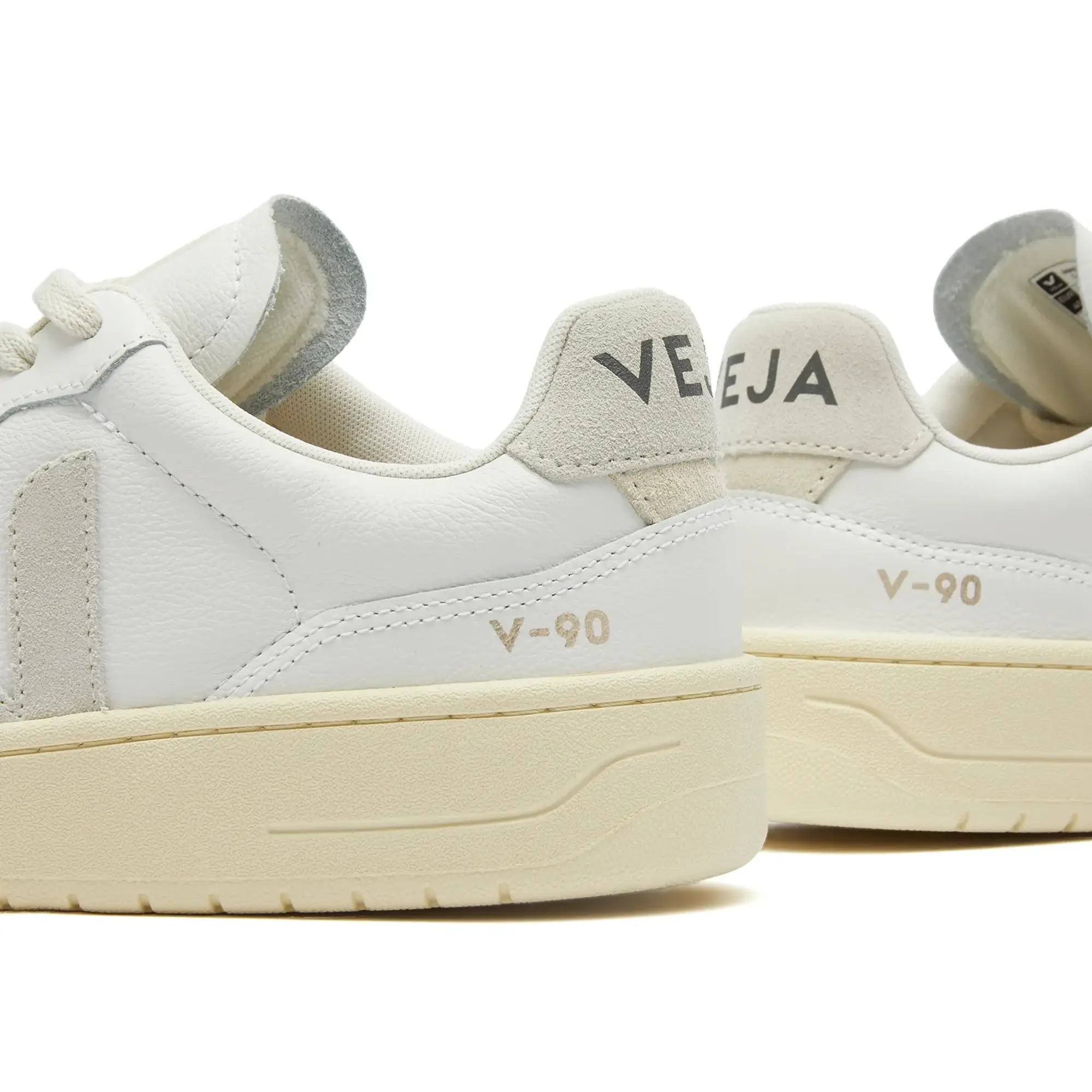 Veja V-90 Women's, White