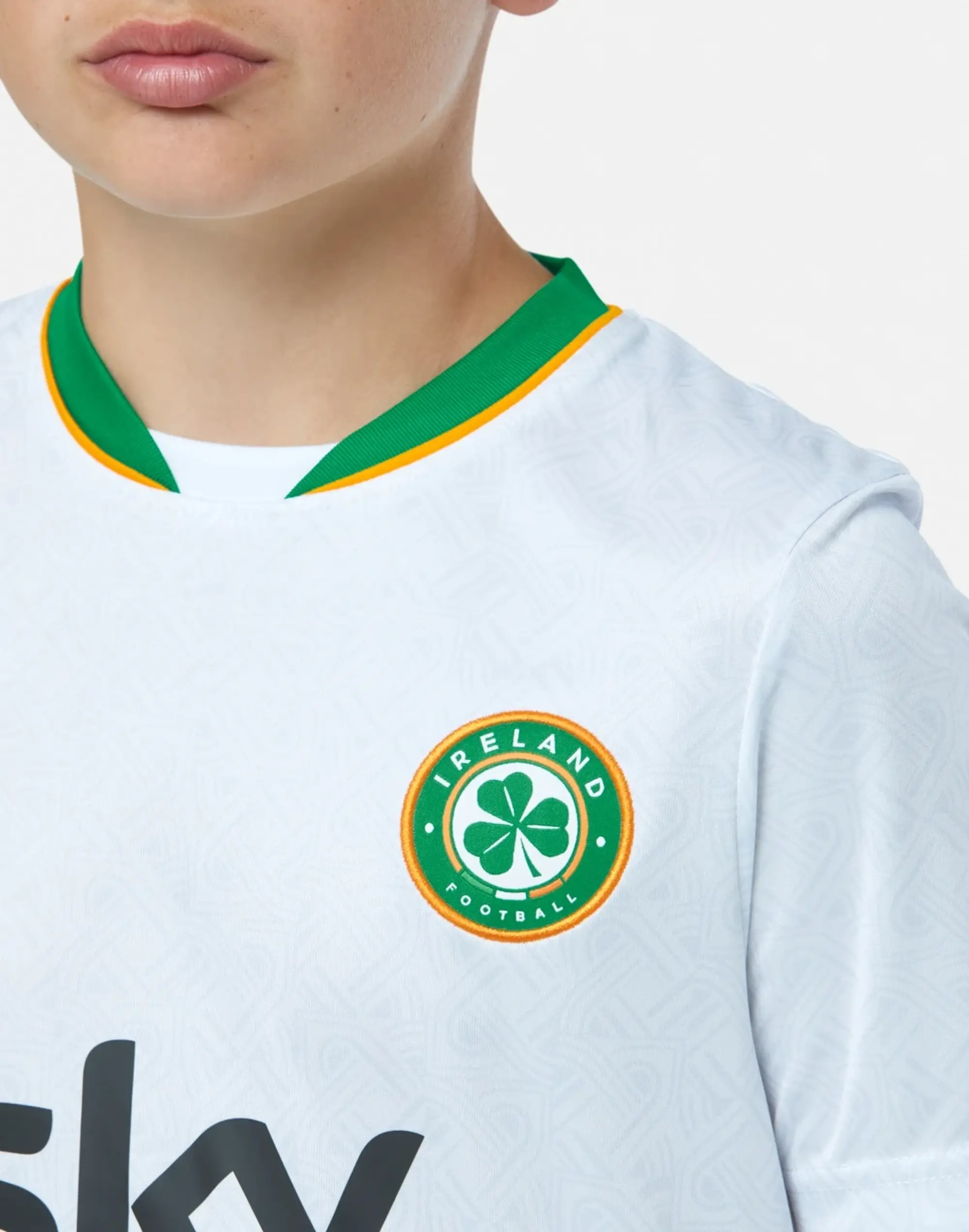 Castore Republic of Ireland Mens SS Away Shirt 2024