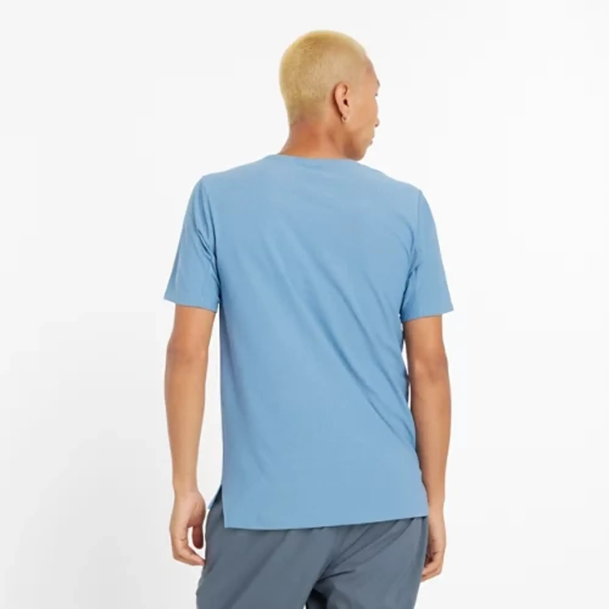 New Balance Men's Athletics Jacquard T-Shirt in Blue Poly Knit