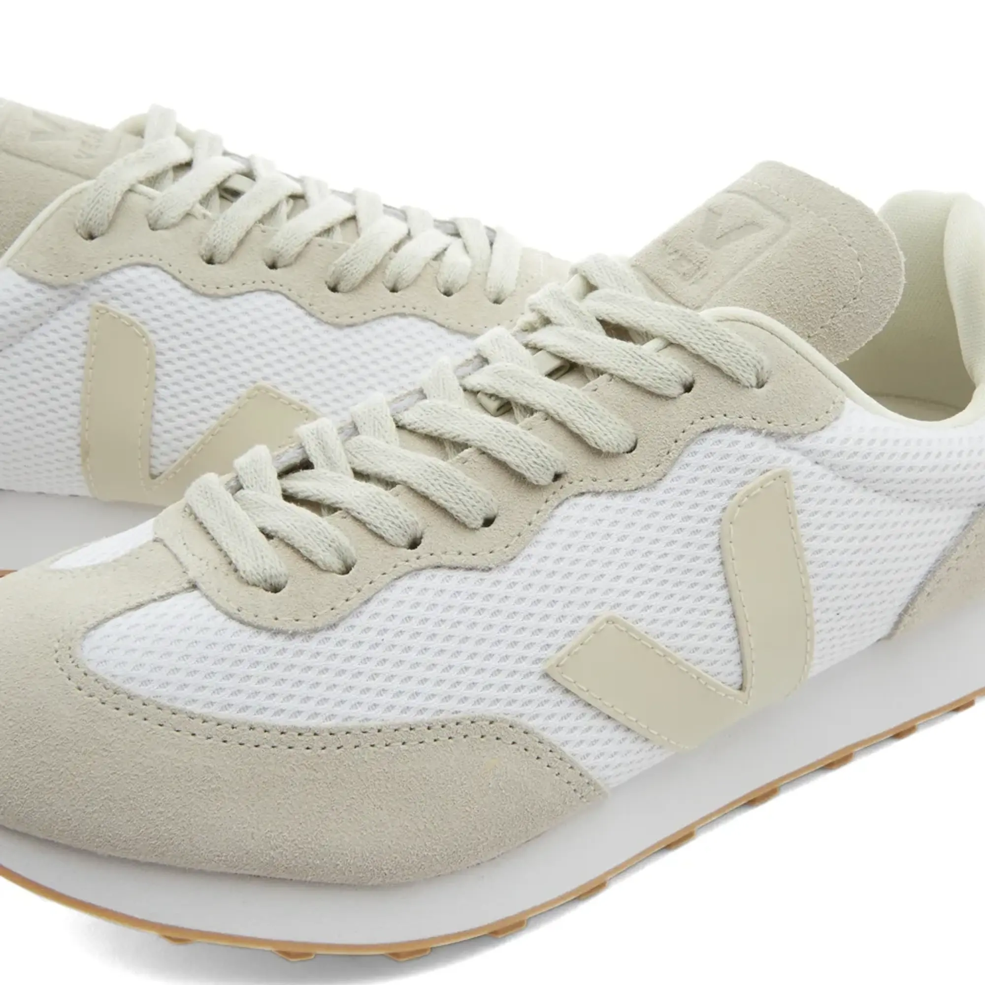 Veja Rio Branco Suede Trainer In White Pierre Natural Alveomesh