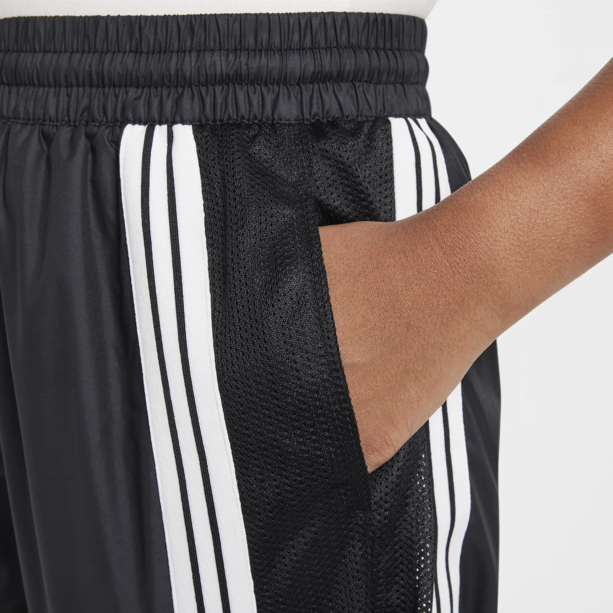 Nike Crossover Older Kids' Repel Basketball Trousers - Black - Polyester