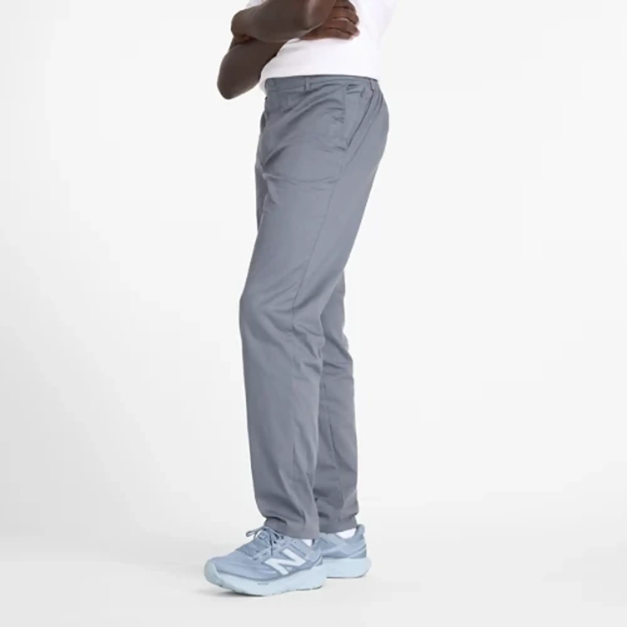 New Balance Men's Athletics Standard Tapered Pant 32 in Grey Cotton Twill