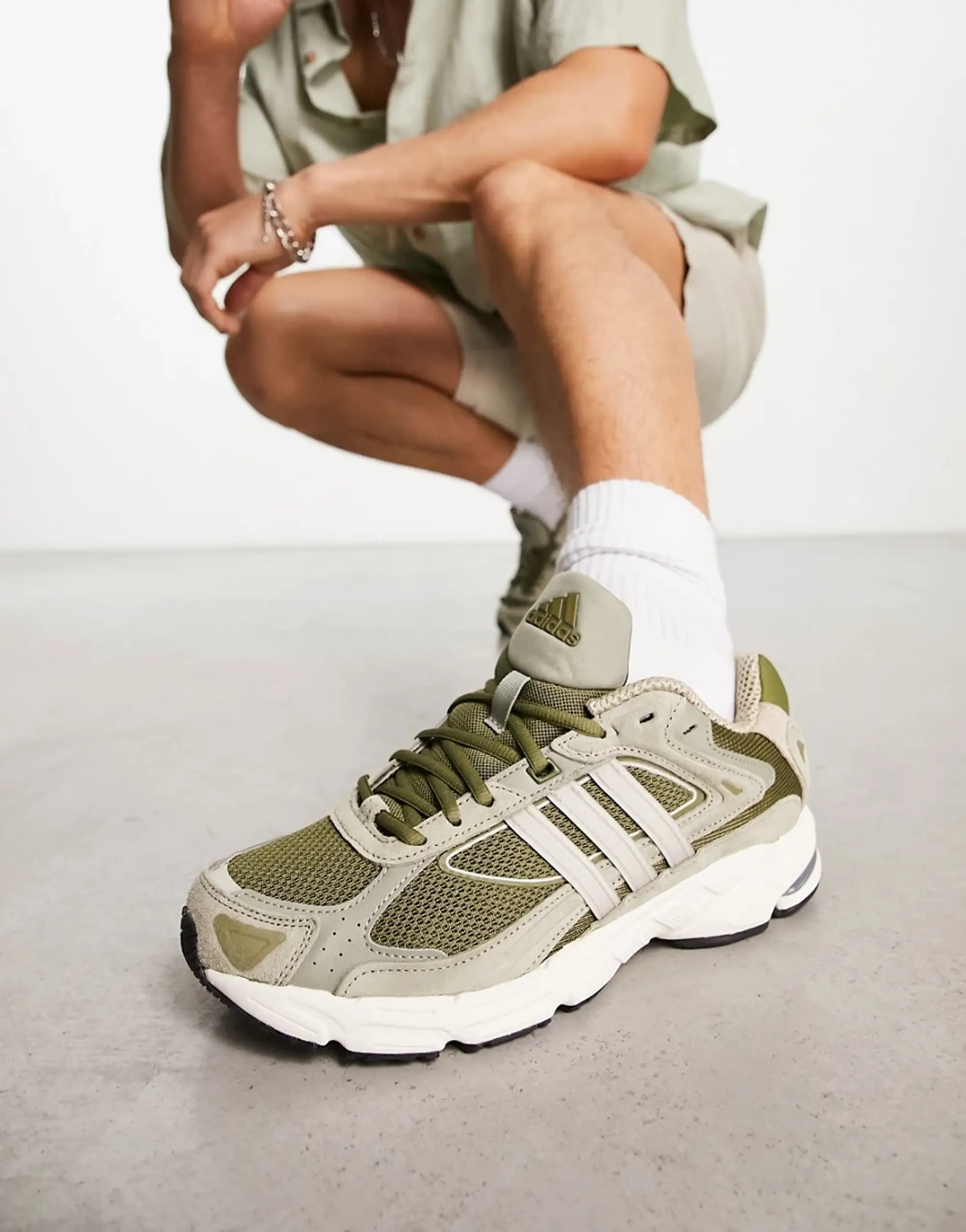 adidas Originals Response CL Trainers
