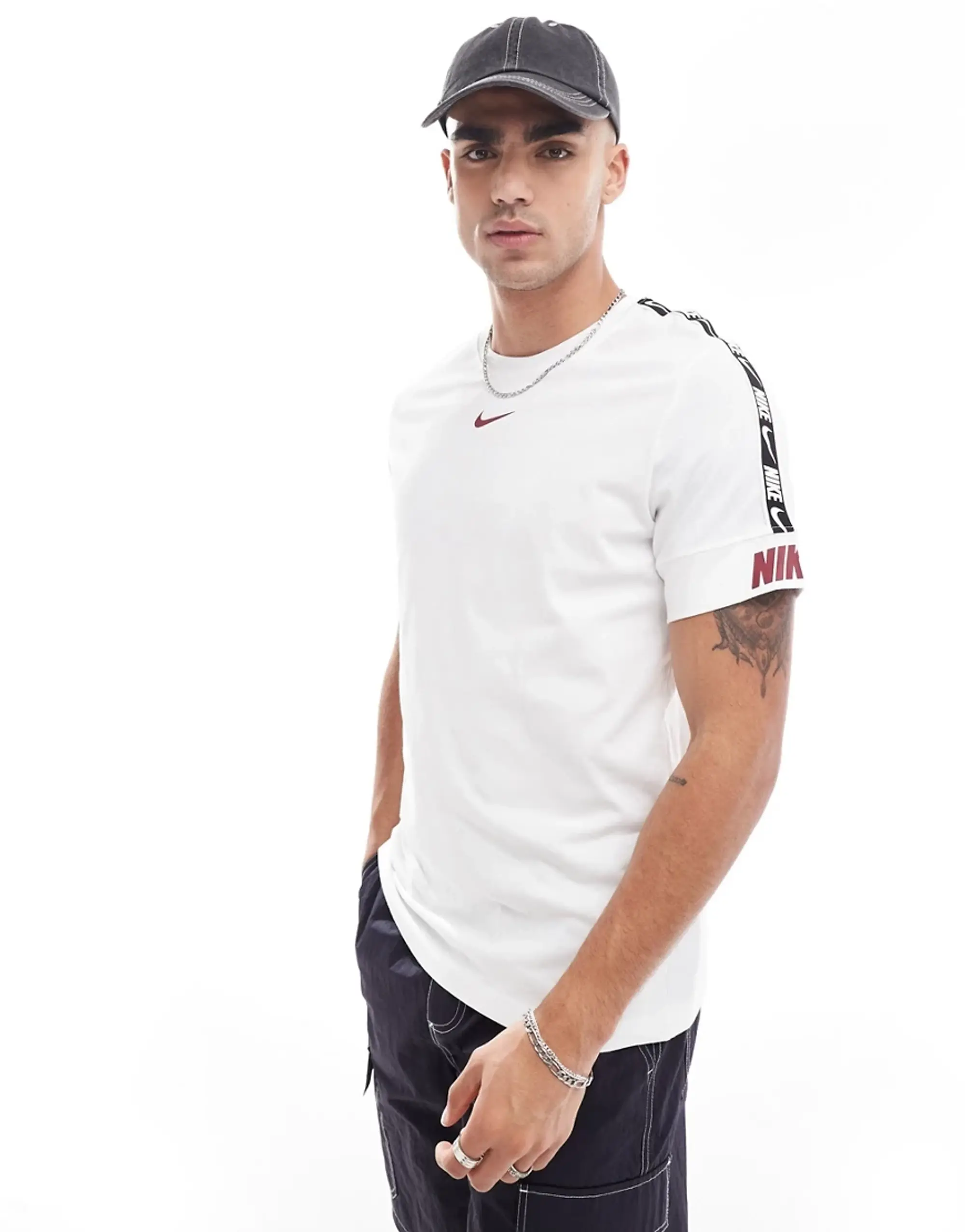 Nike Repeat Men T-Shirts - White