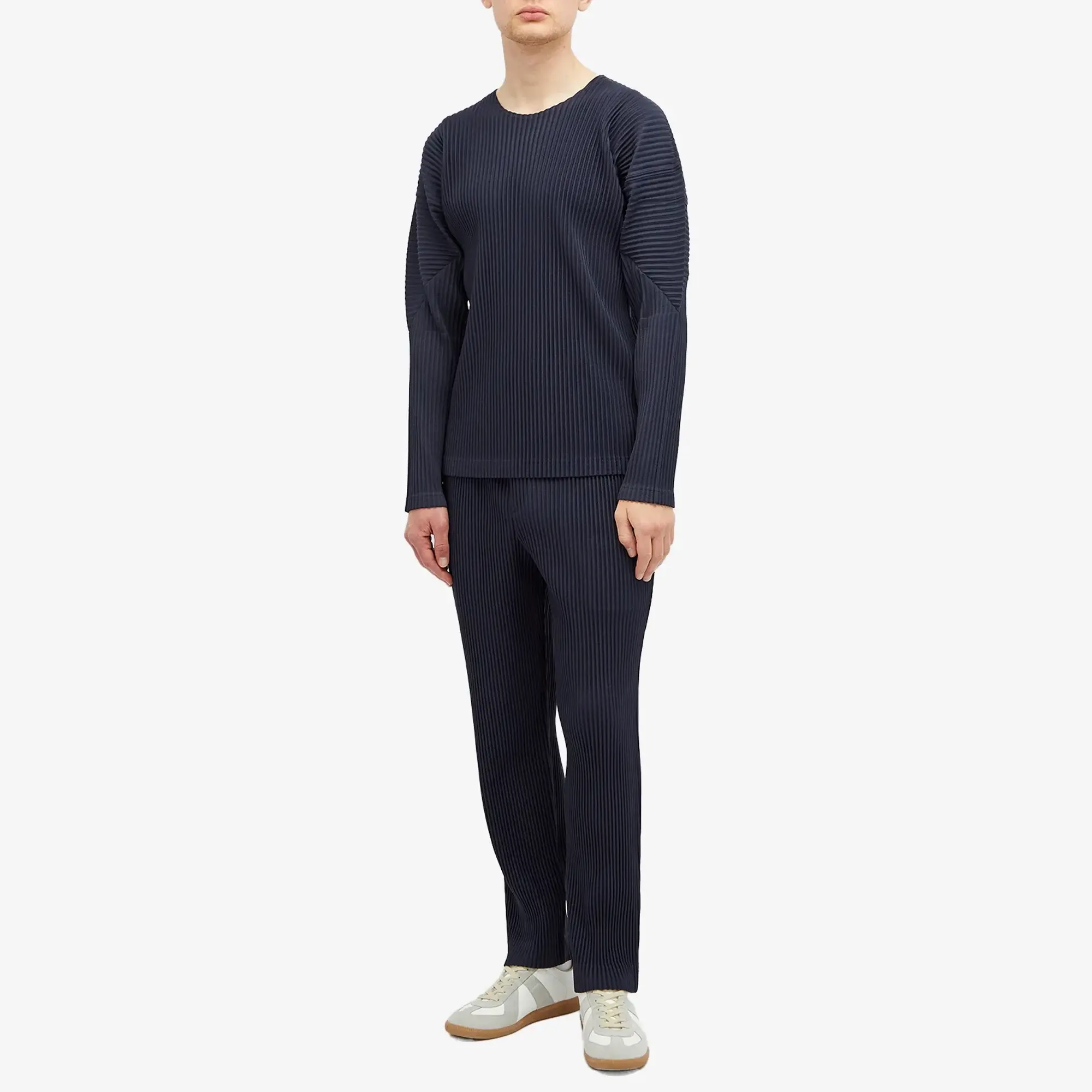 Homme Plissé Issey Miyake Men's Pleated Long Sleeve T-Shirt Blue