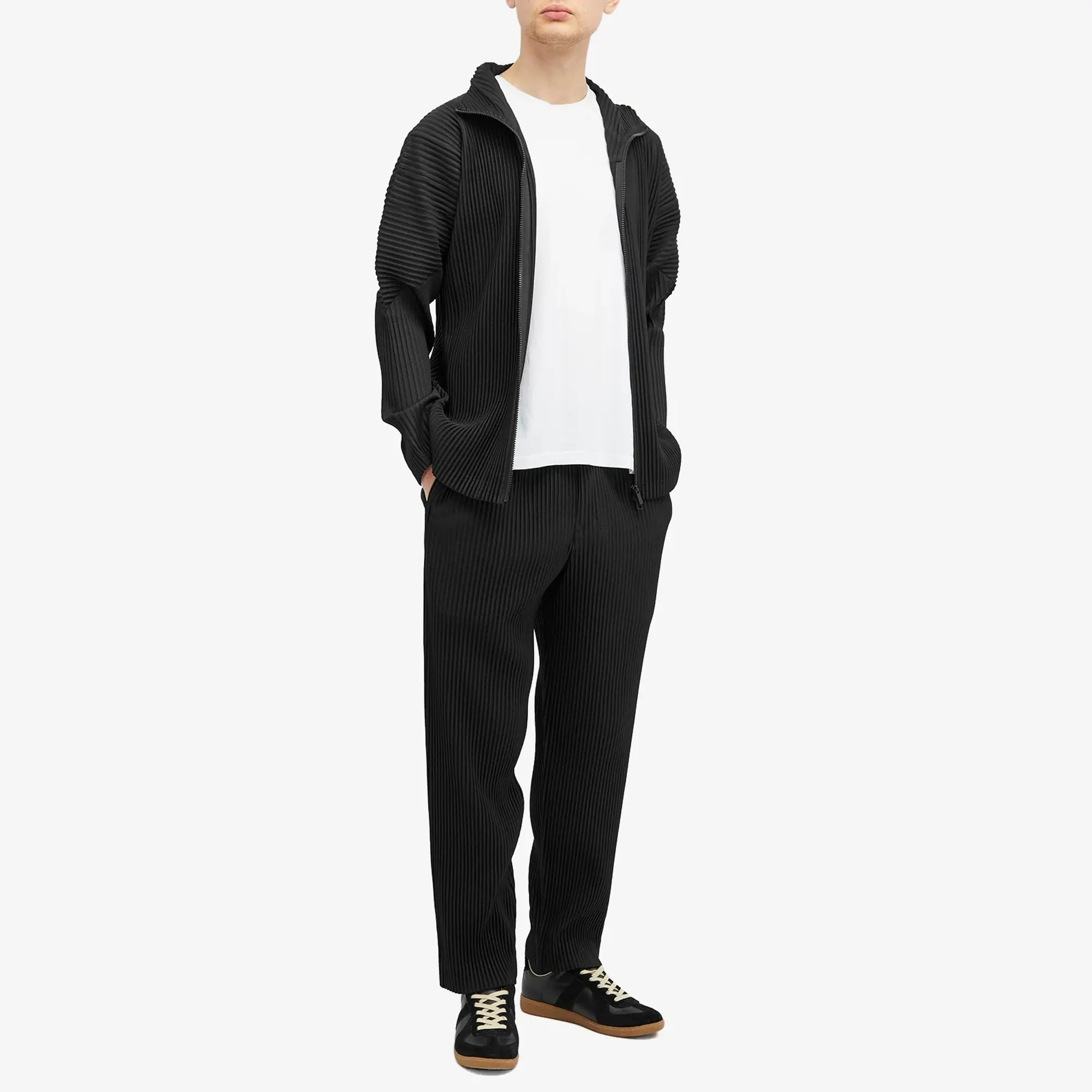Homme Plissé Issey Miyake Men's Pleated Zip Up Cardigan Black