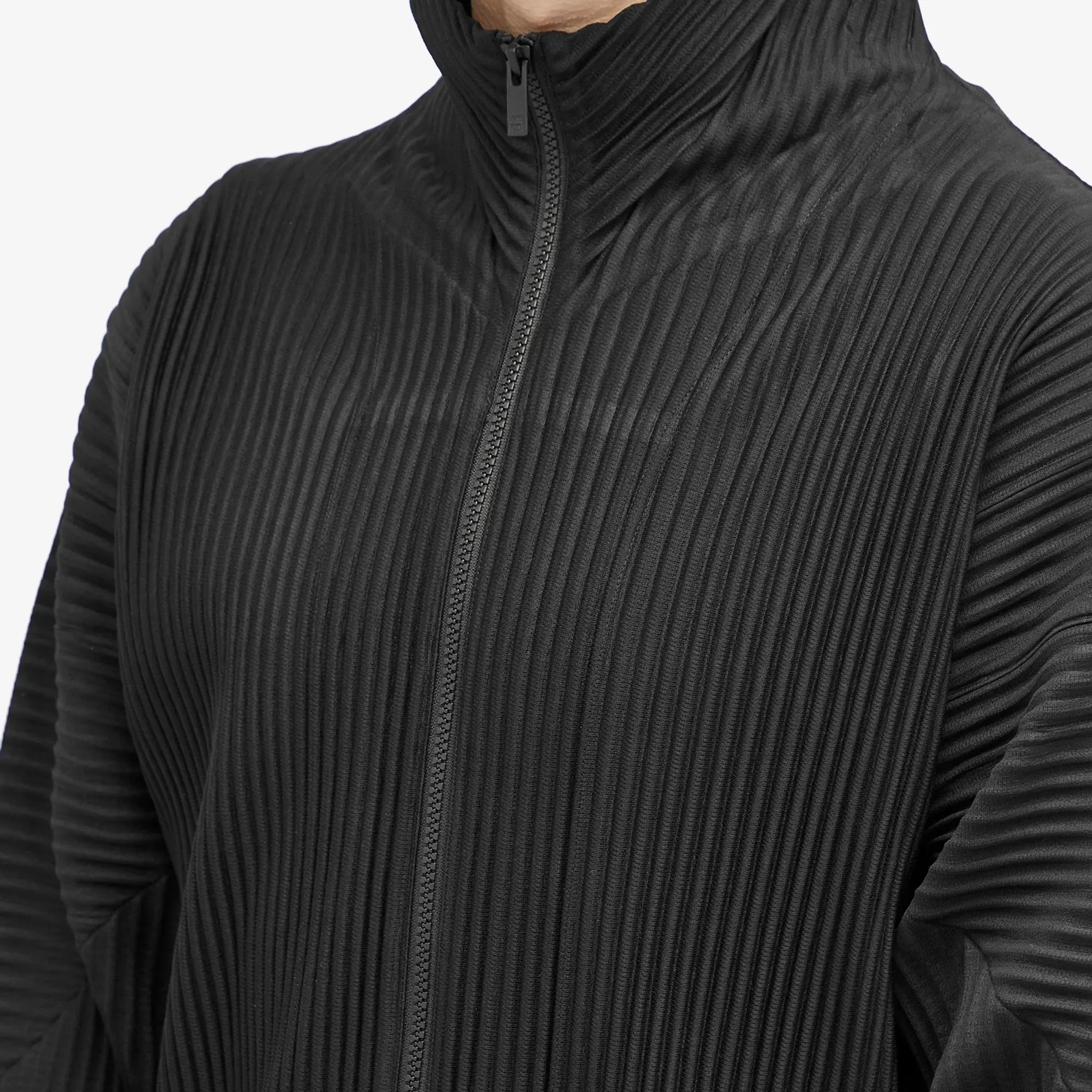 Homme Plissé Issey Miyake Men's Pleated Zip Up Cardigan Black