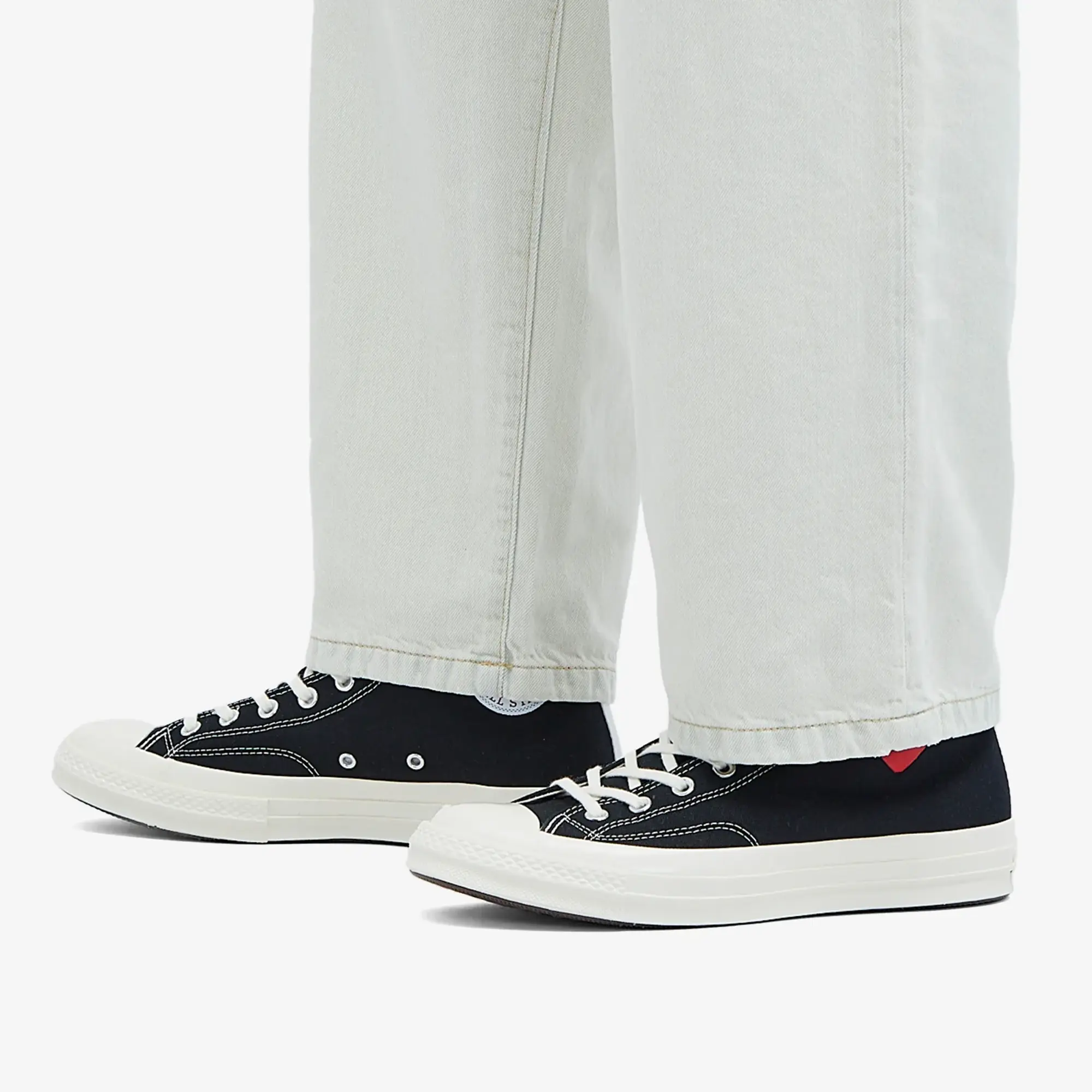 Comme des Garçons Play x Converse Chuck Taylor Red Heart 197 Black