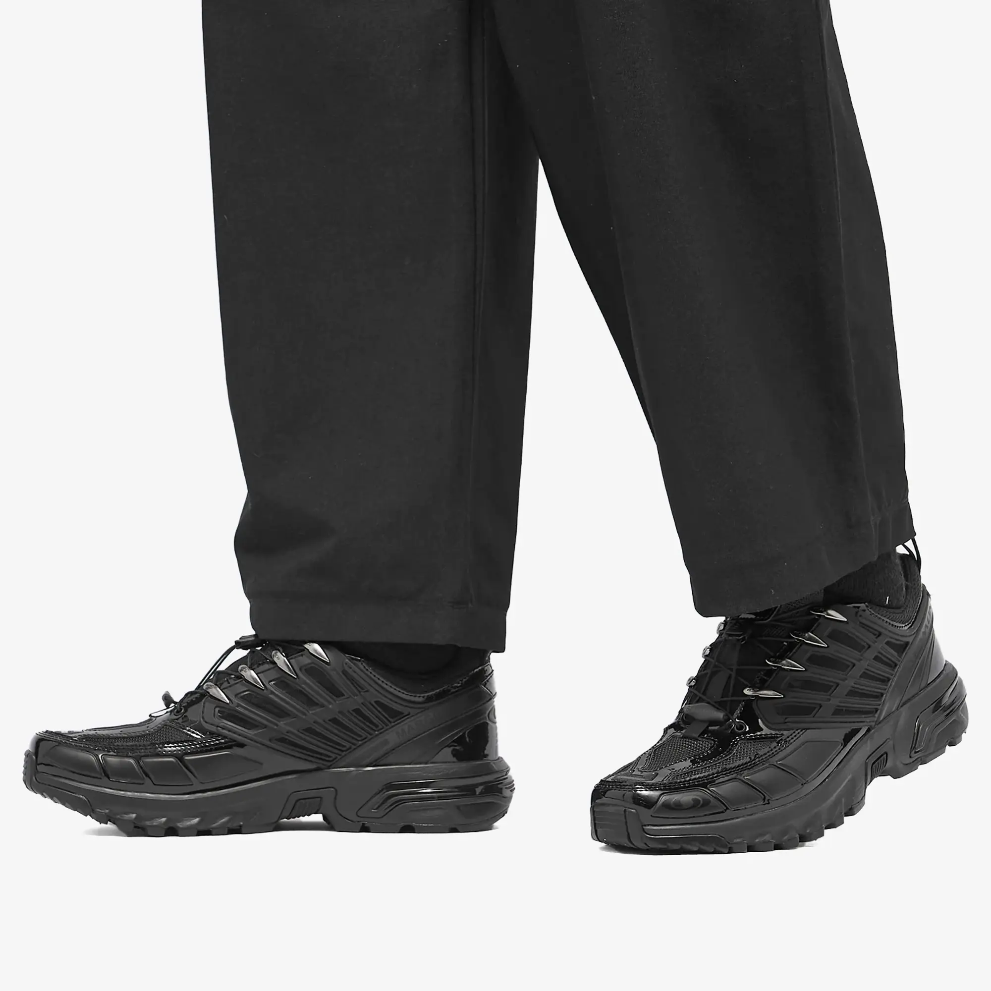 MM6 Maison Margiela Men's x Salomon ACS Pro Advanced Sneaker Black/Quiet Shade