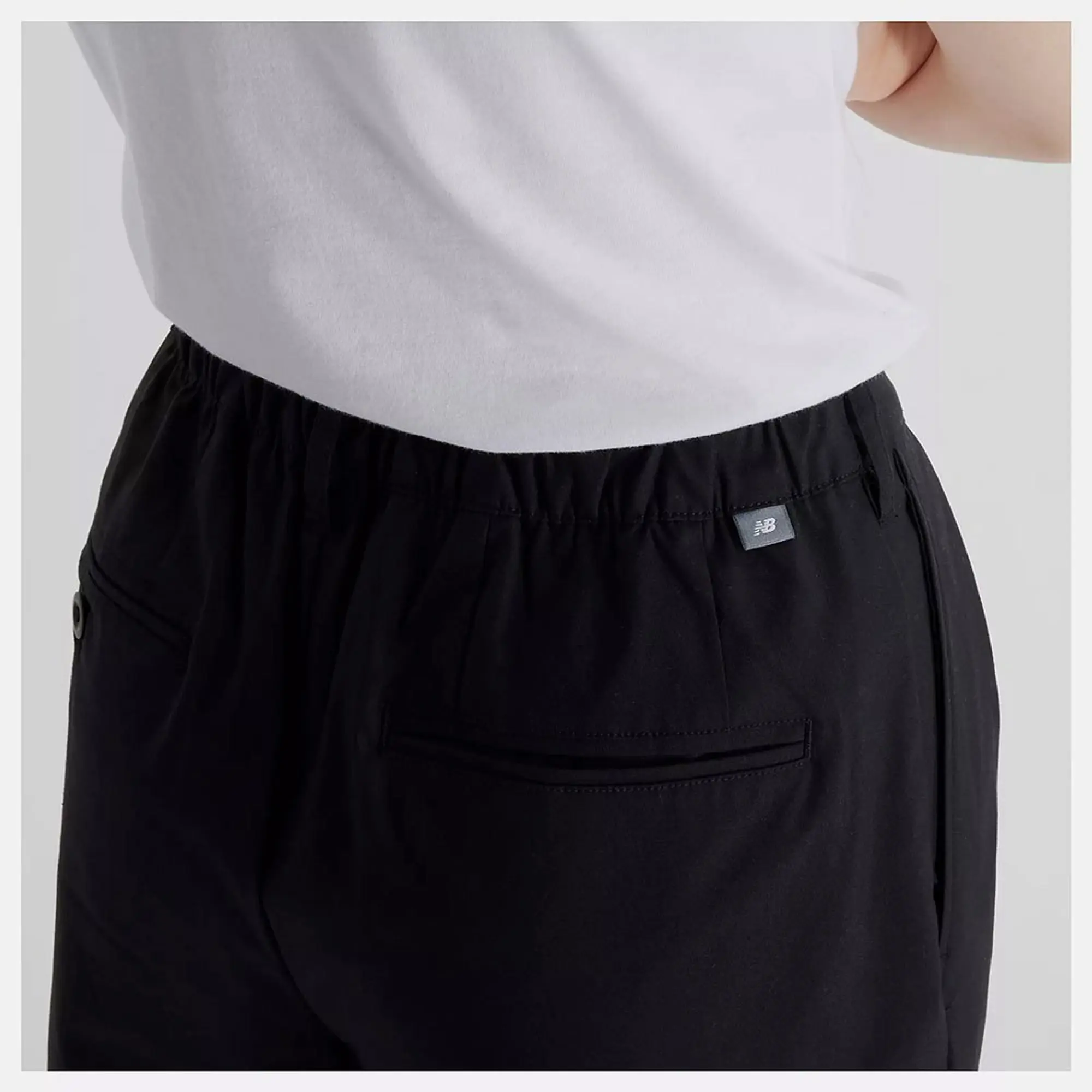 New Balance Women's Boylston Twill Tapered Pant in Black Cotton Twill