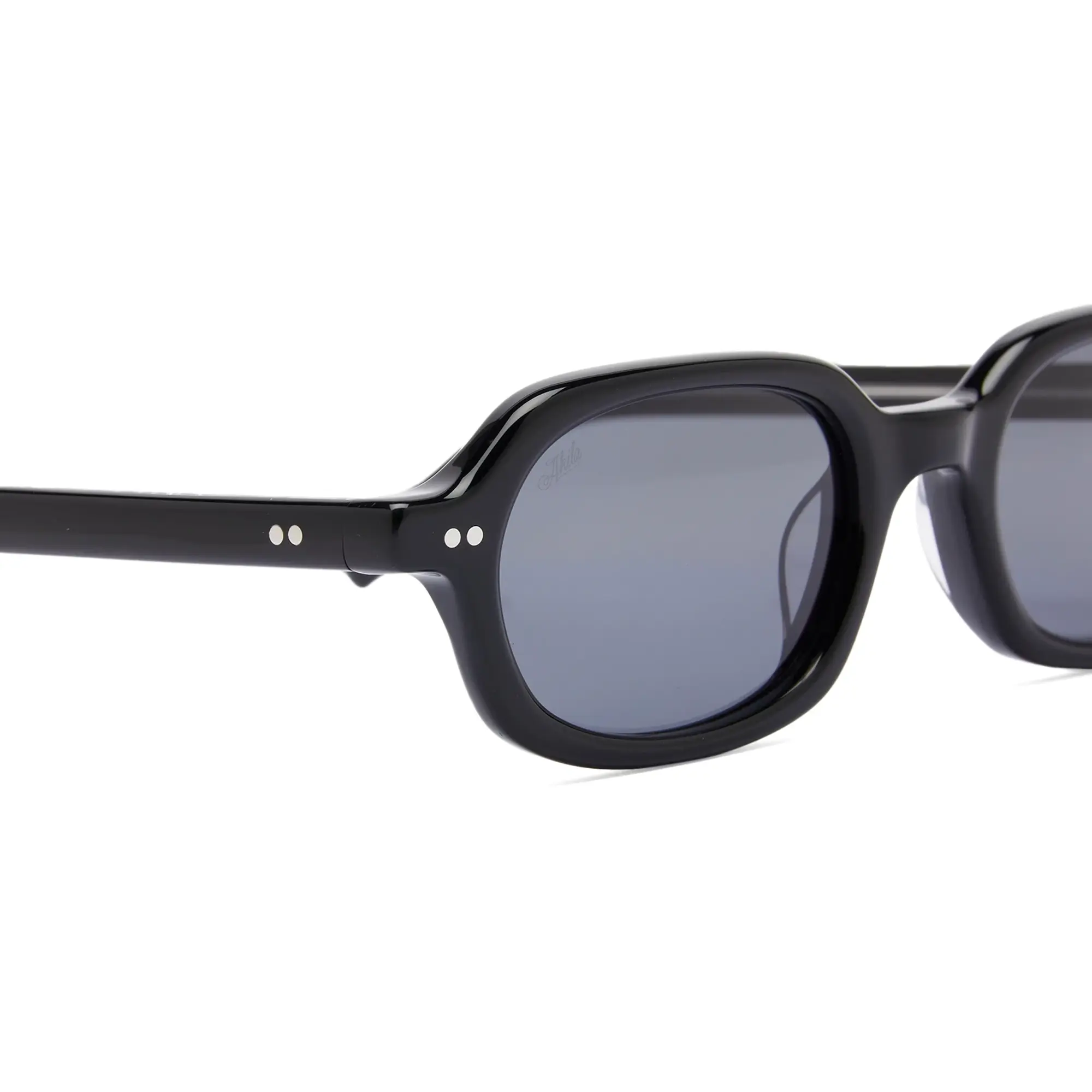 Akila Psyche Sunglasses Black