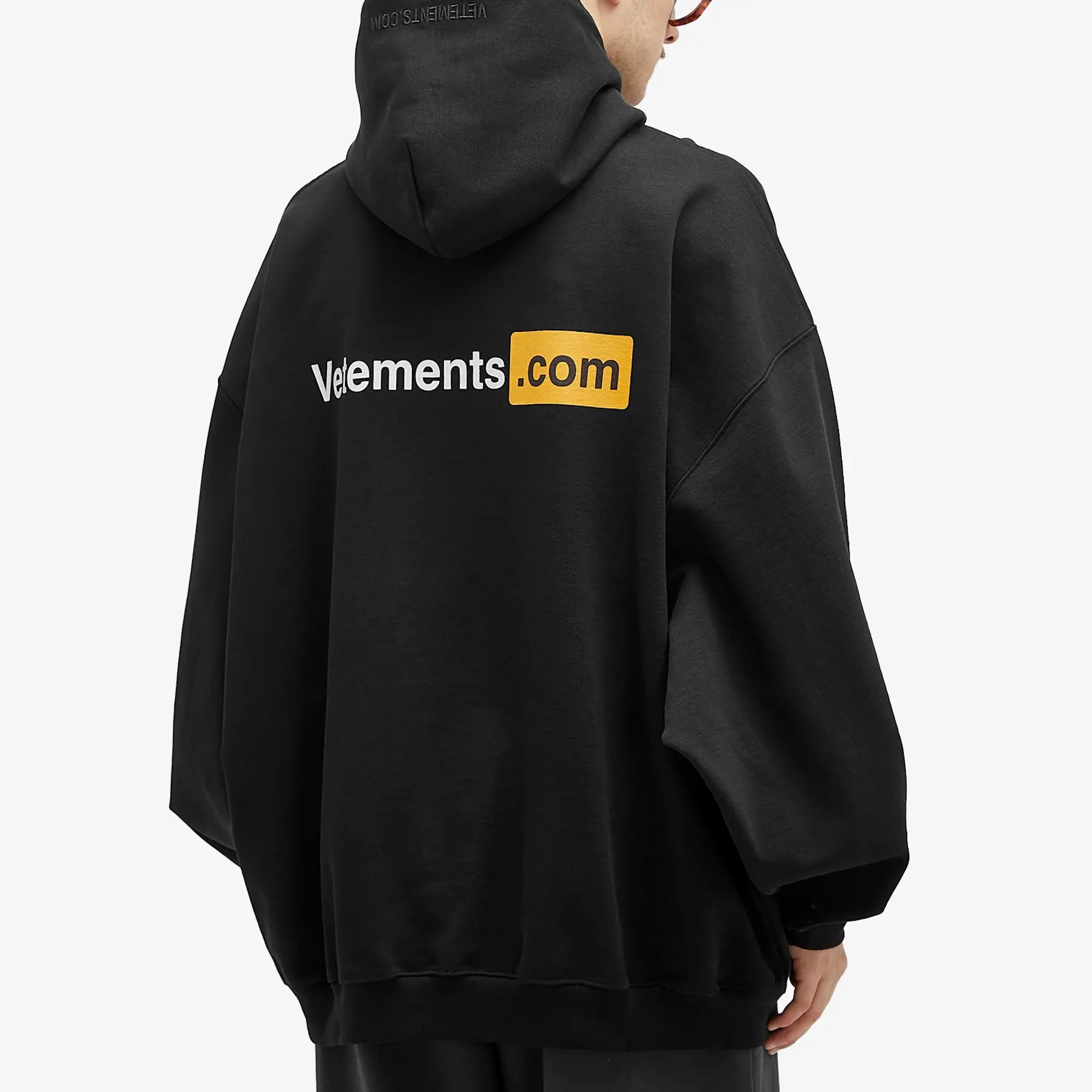 【VETEMENTS】ブラック XXX ロゴ フーディ Buy Vetements XXX Logo Hoodie 'Black' - UA65HD310B BLAC | GOAT