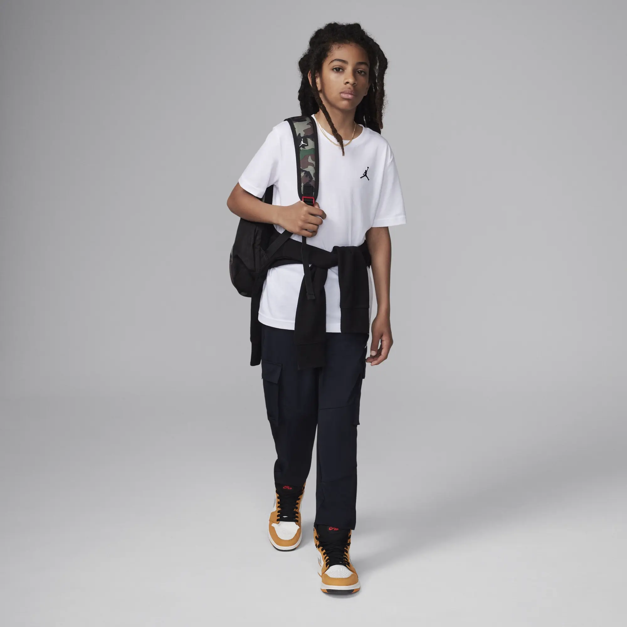 Nike Jordan Older Kids' Jumpman Air Embroidered T-Shirt - White