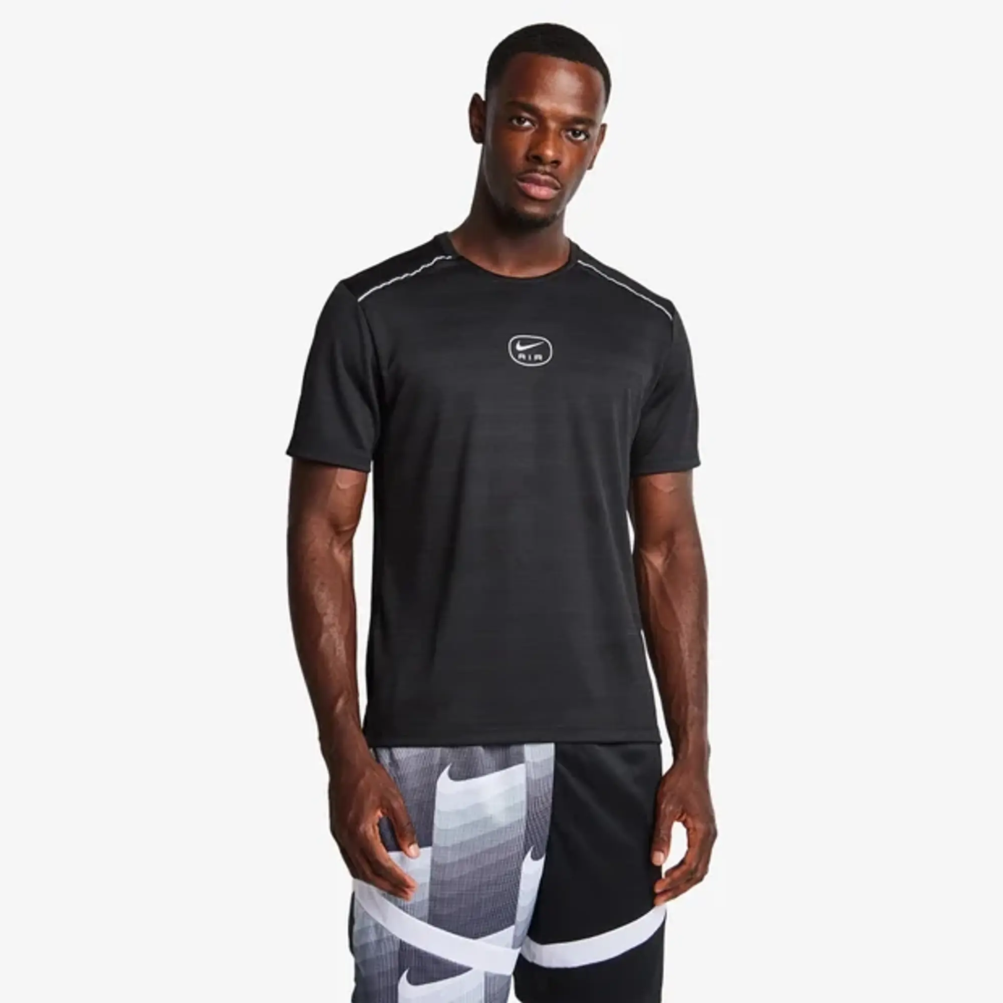 Nike Swoosh Men T-Shirts - Black