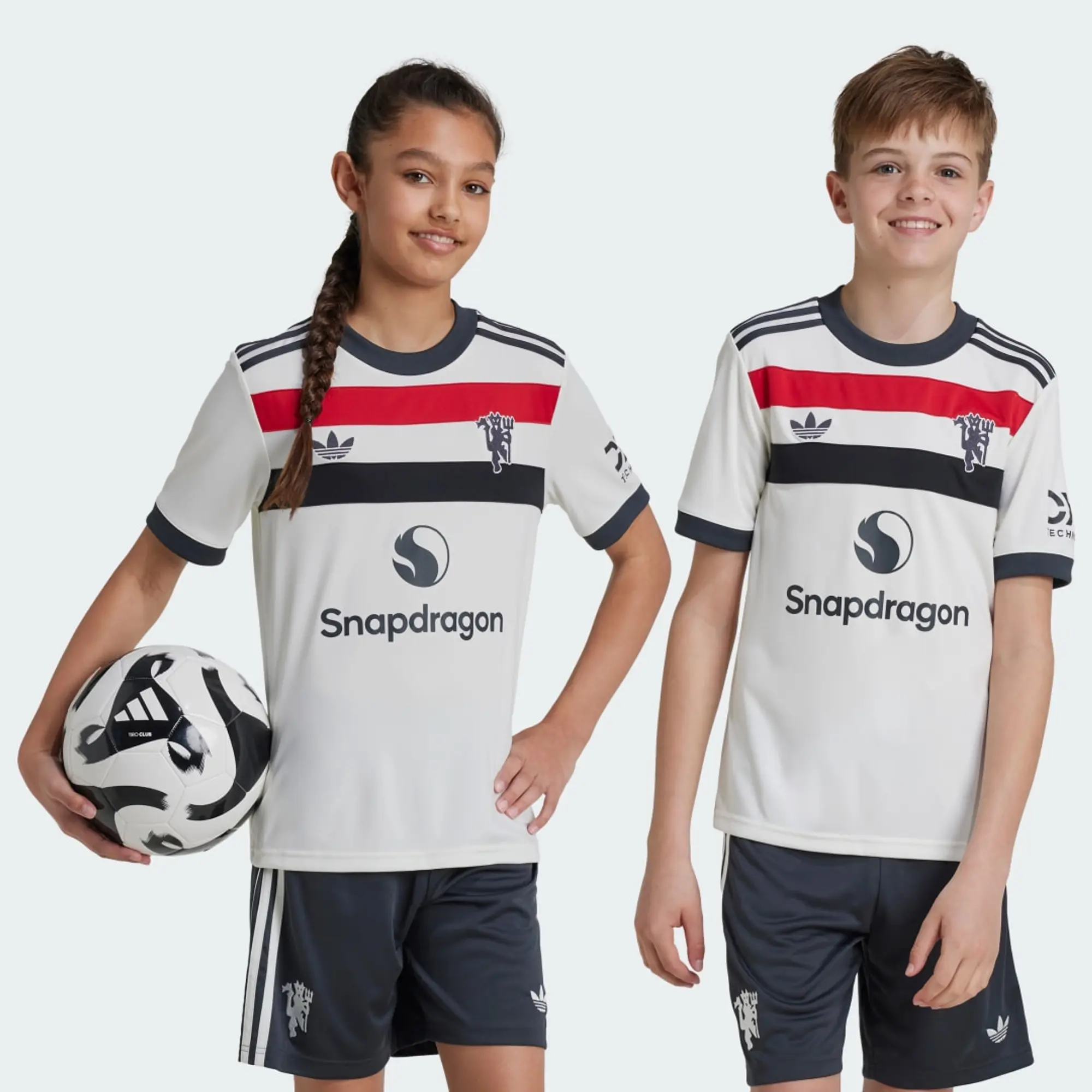 adidas Manchester United Third Shirt 2024 2025 Juniors