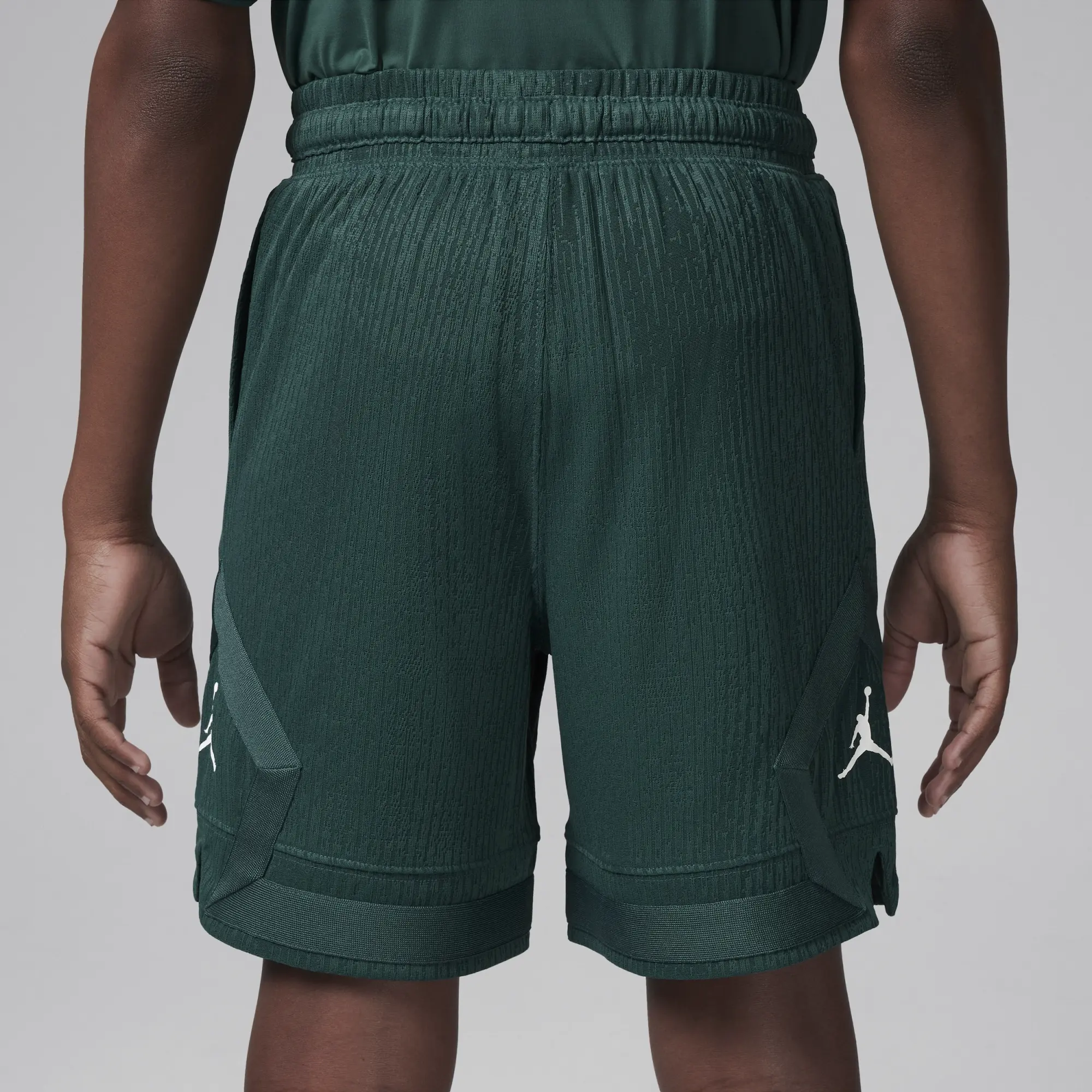 Nike Jordan Jordan MJ Advanced Sport Older Kids' Dri-FIT Statement Diamond Shorts - Green - Polyester