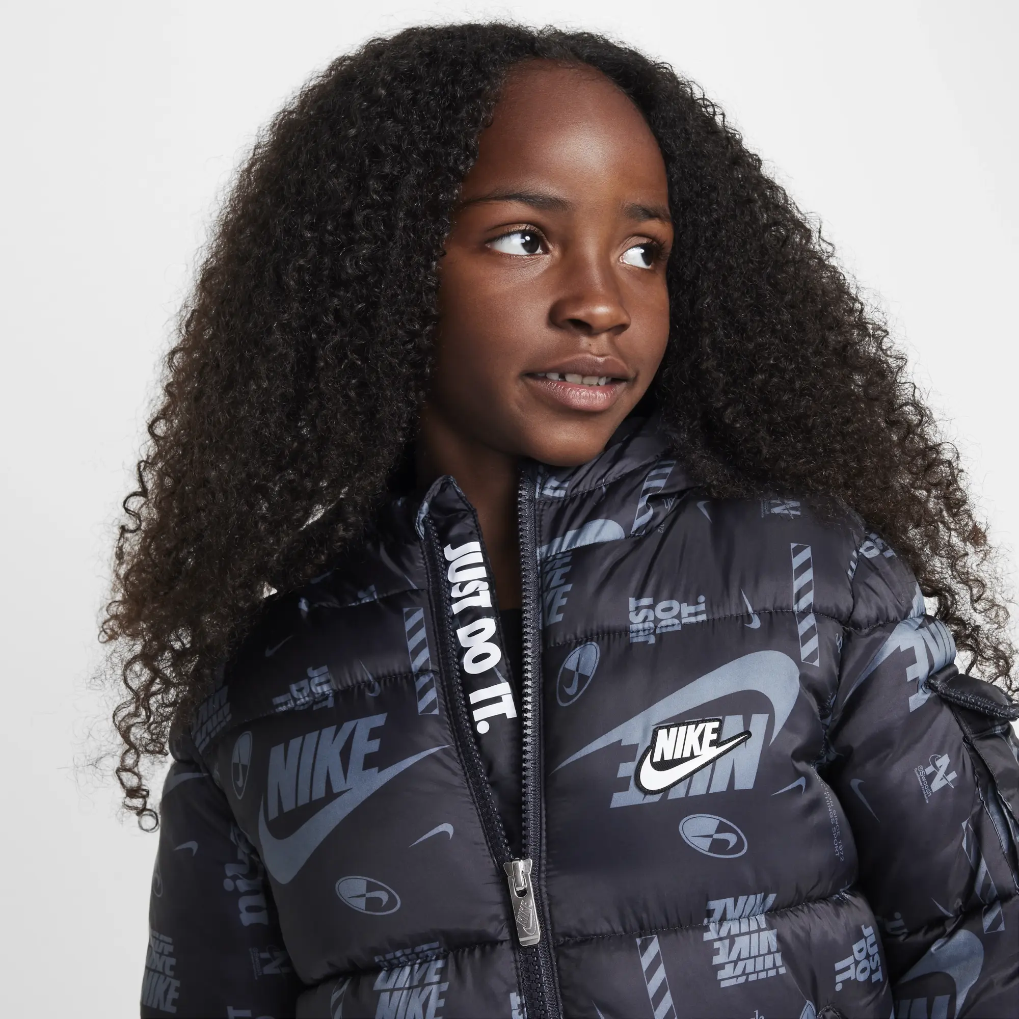 Nike Younger Kids DNA Logo Puffer Jacket Black Polyester HQ7436 010 FOOTY.COM