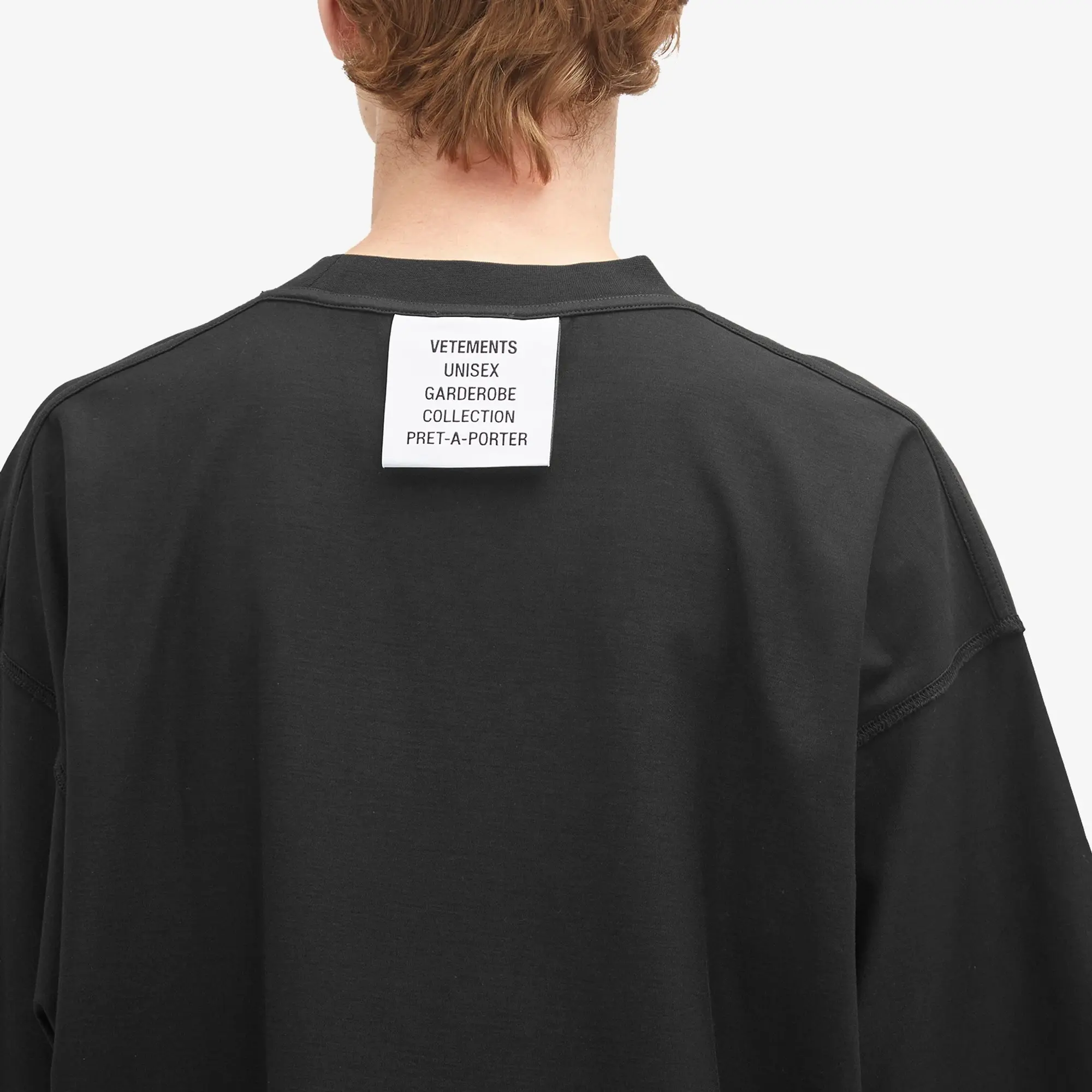 VETEMENTS Men's Inside Out Label T-Shirt Black
