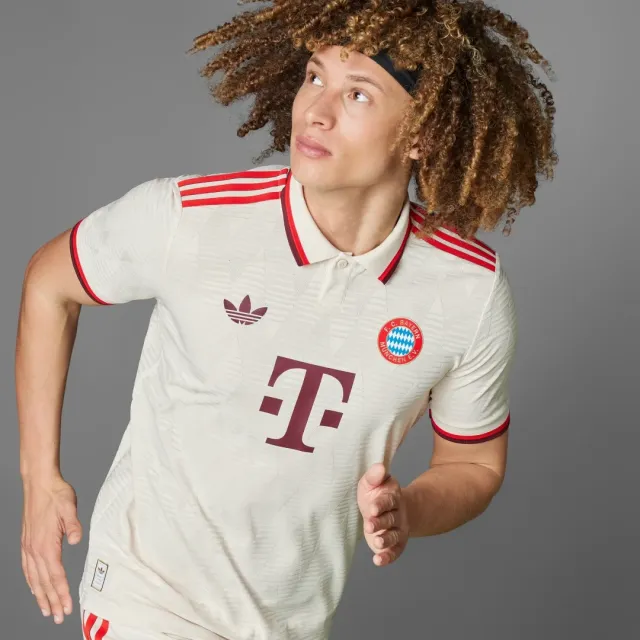 bayern munchen adidas ユニフォーム　サッカー adidas Originals Bayern Munich Third Shirt - Linen - Mens