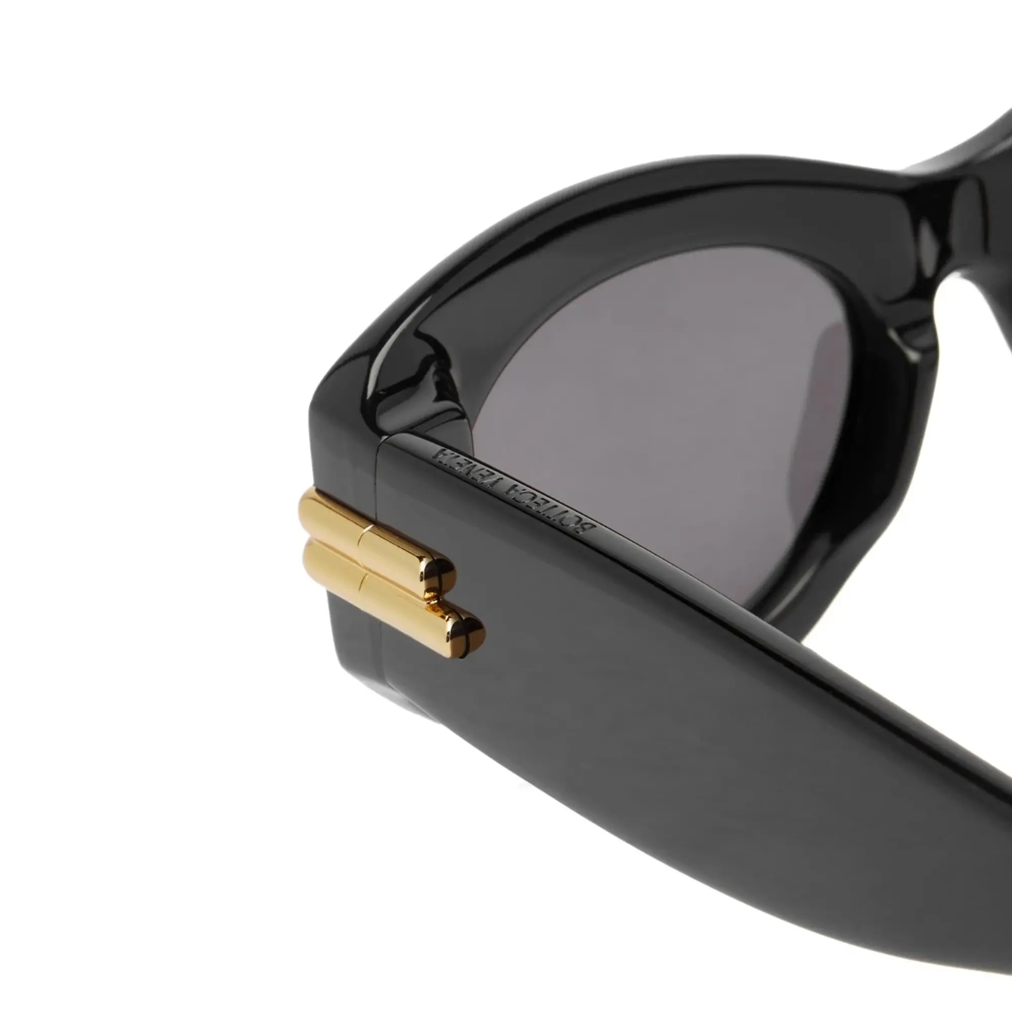 Bottega Veneta Eyewear Bottega Veneta Mitre Oval Sunglasses Black/Grey