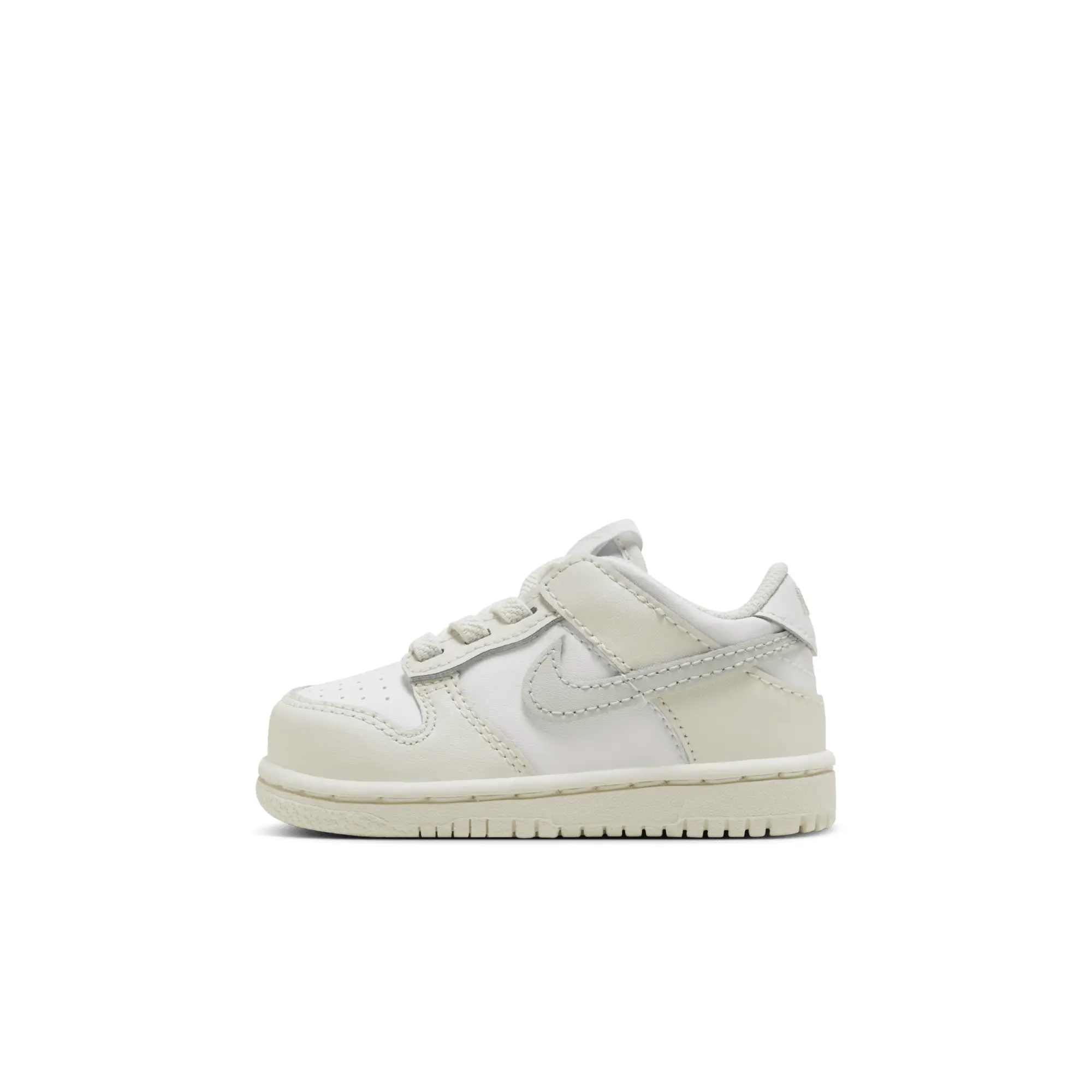 Nike white & beige dunk low Toddler trainers