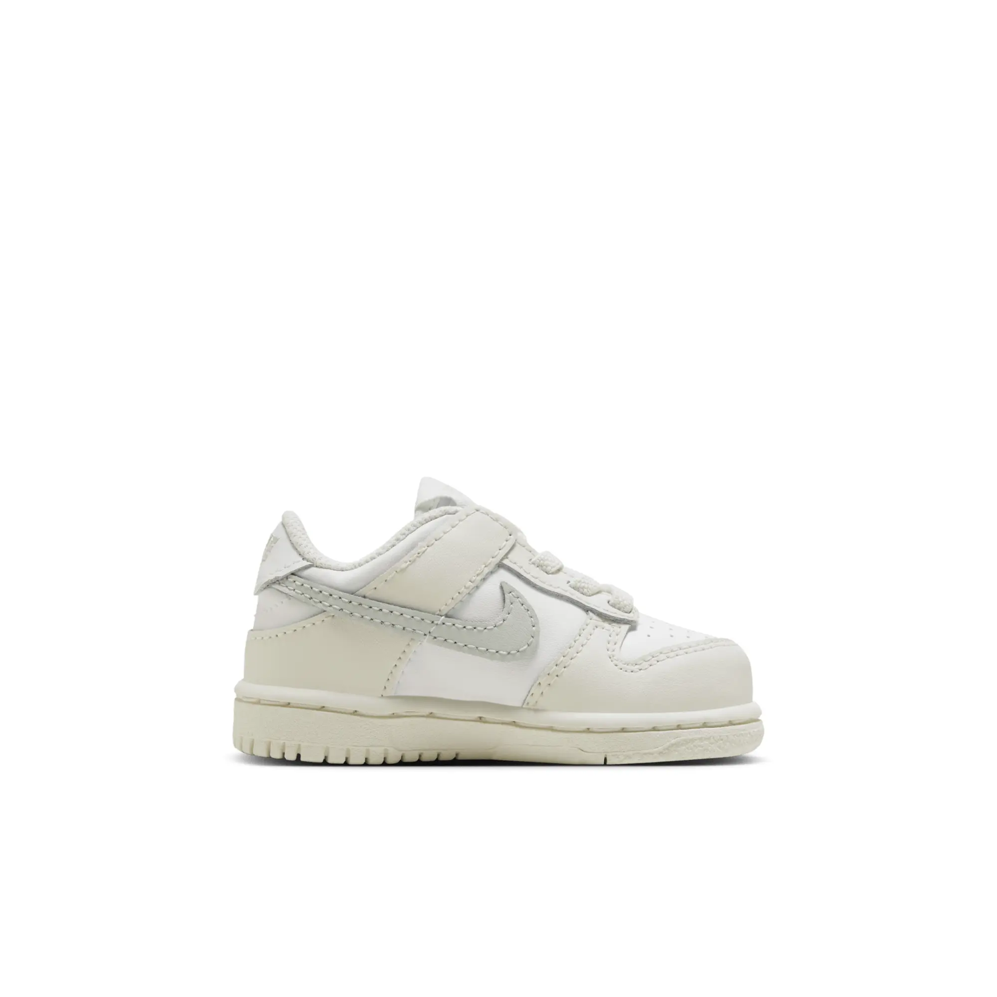 Nike white & beige dunk low Toddler trainers