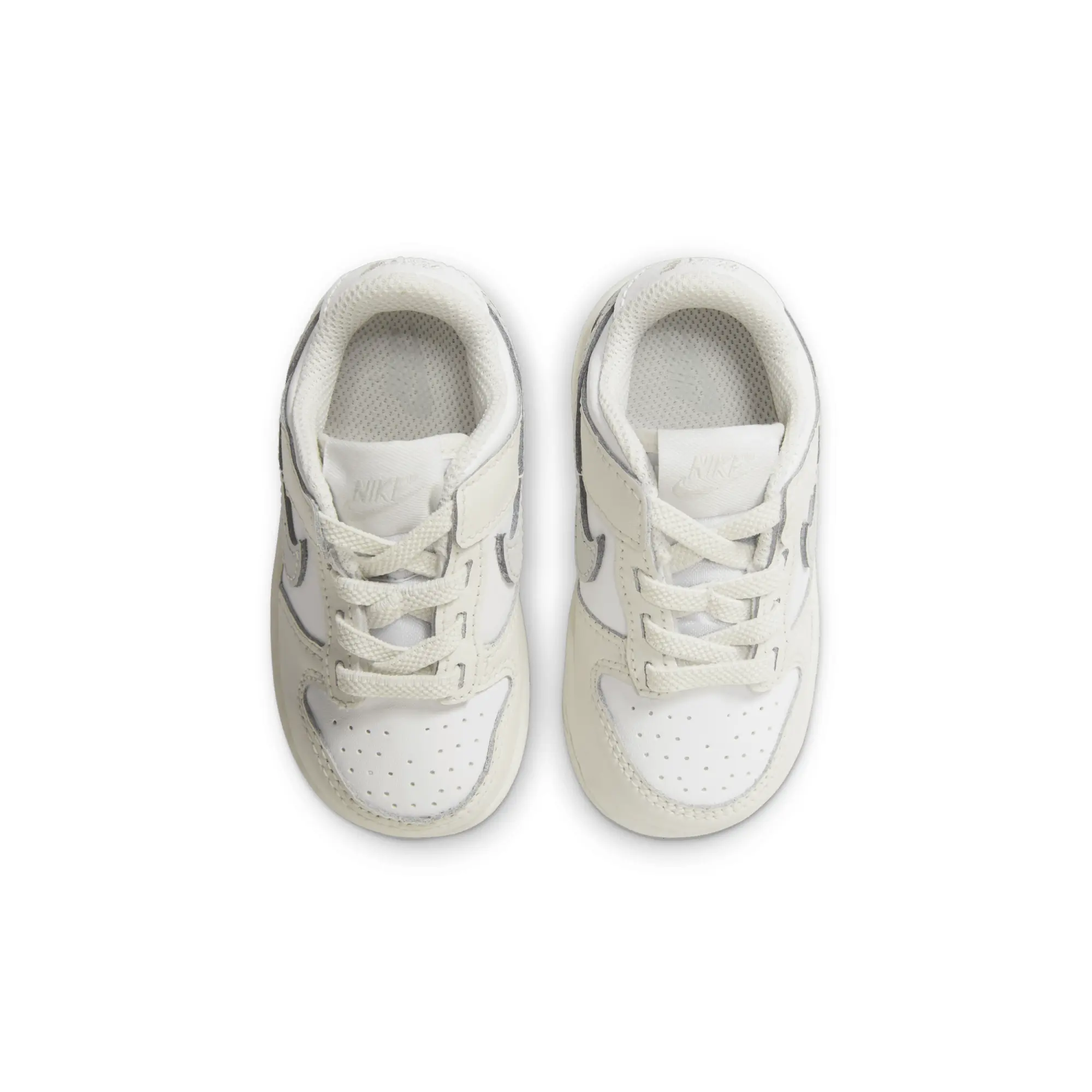 Nike white & beige dunk low Toddler trainers