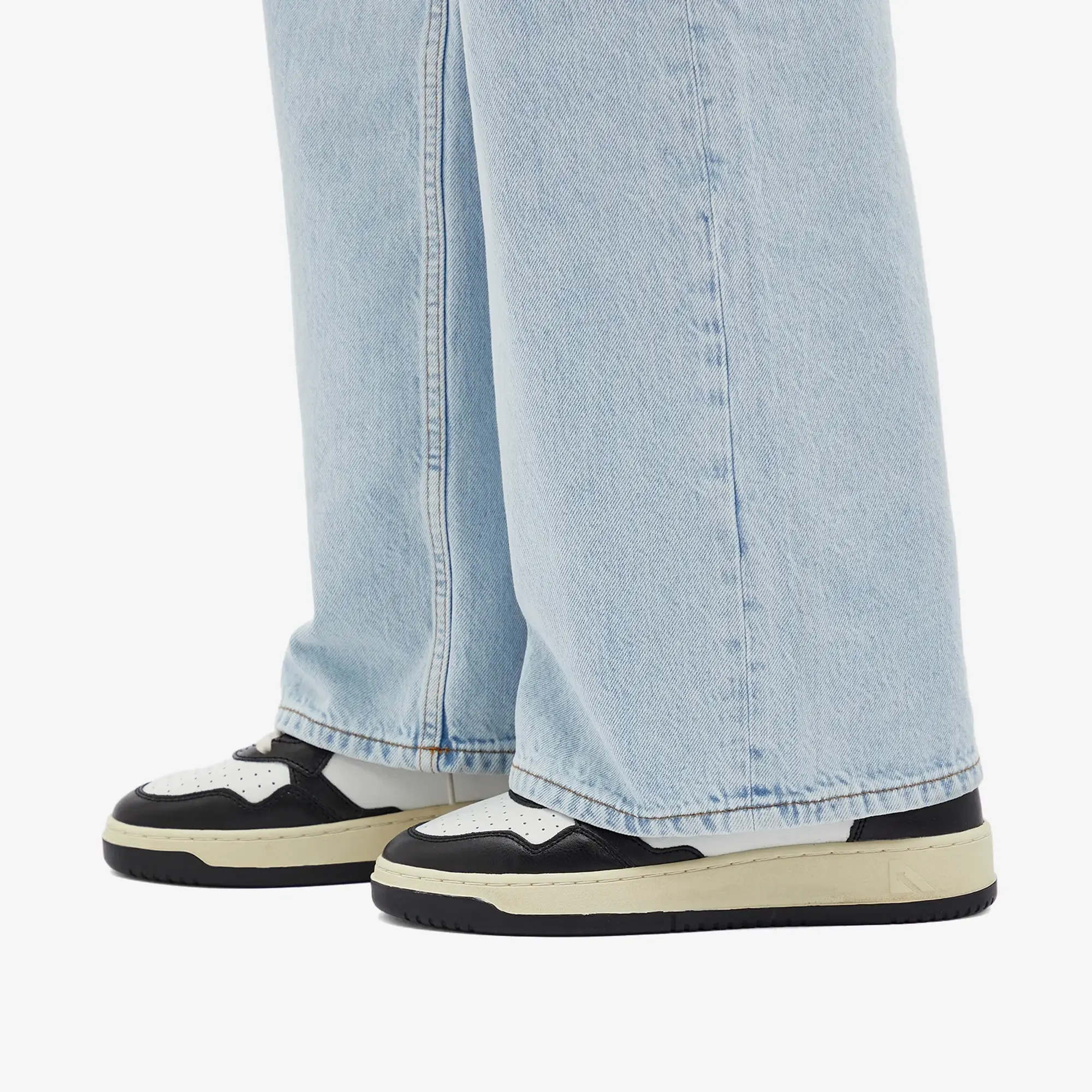 Autry Action Shoes WMNS MEDALIST MID
