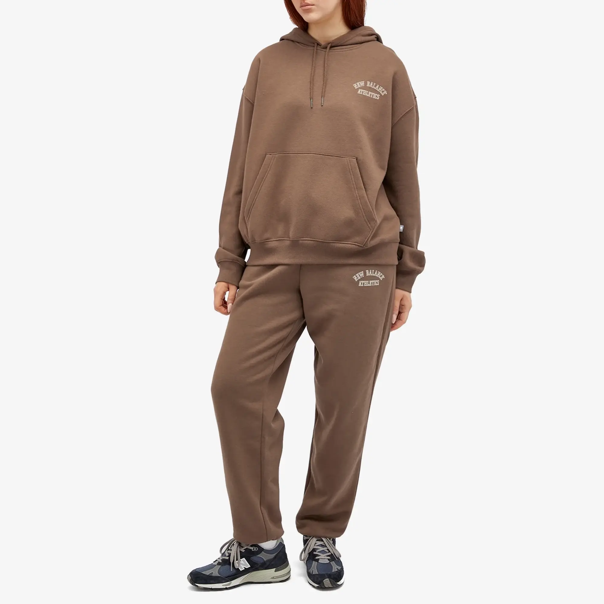 New Balance  GRAPHIC JOGGER  women's Sportswear in Beige