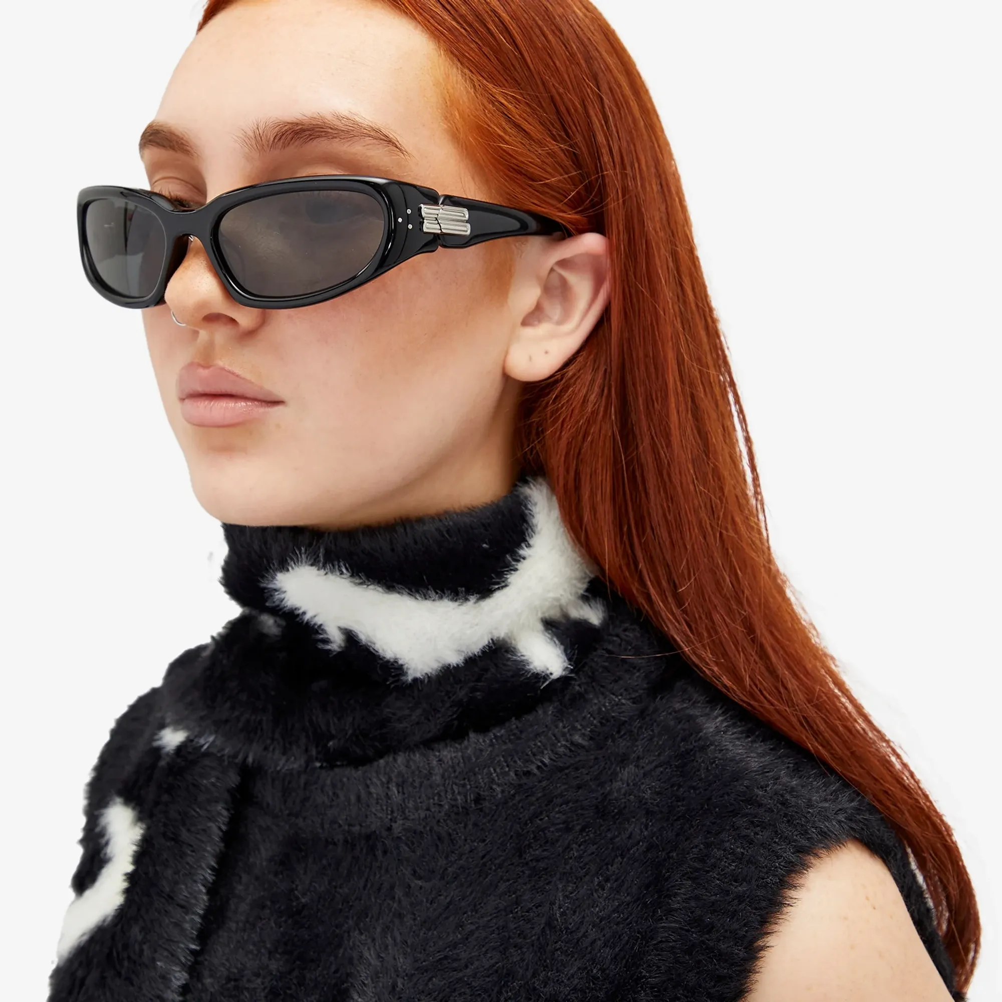 Gentle Monster Memento Sunglasses Black | MEMENTO-01 | FOOTY.COM