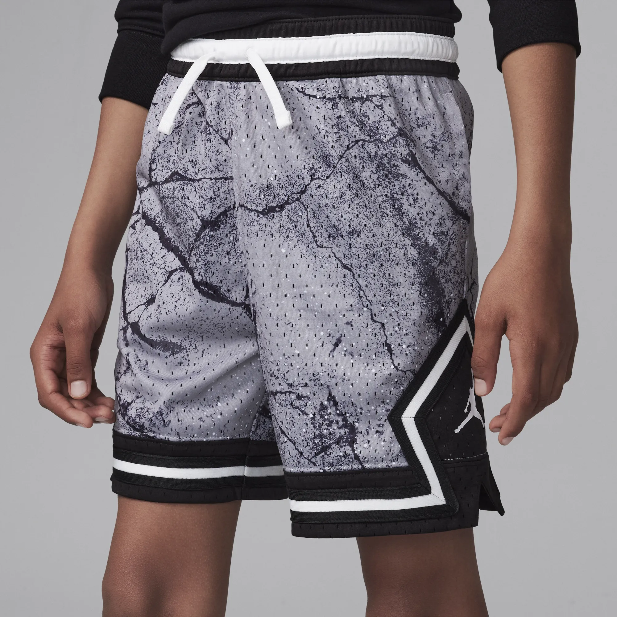 Nike Jordan Dri-FIT Older Kids' MJ Printed Sport Diamond Shorts