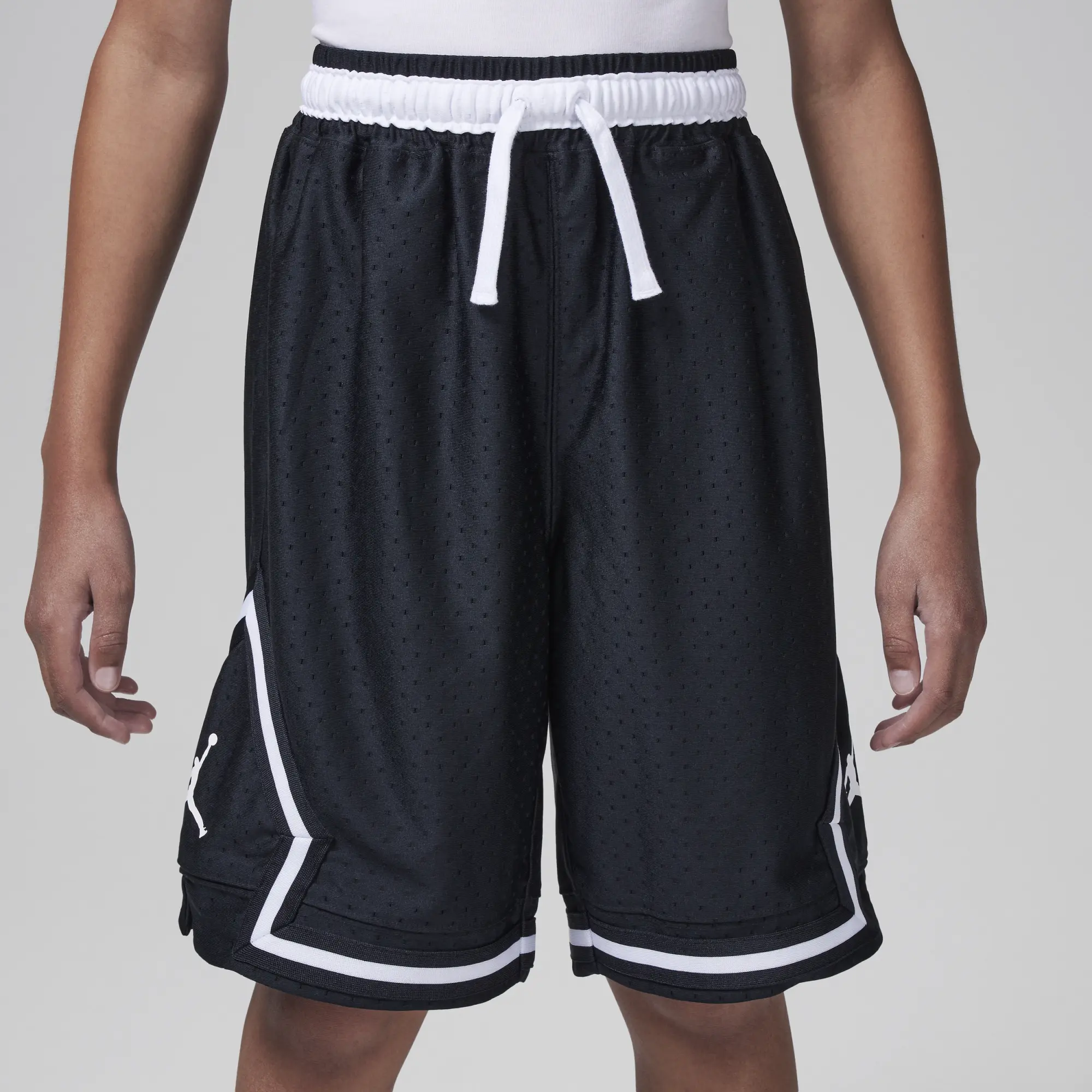 Nike Jordan Sport Older Kids' Dri-FIT Diamond Shorts - Black