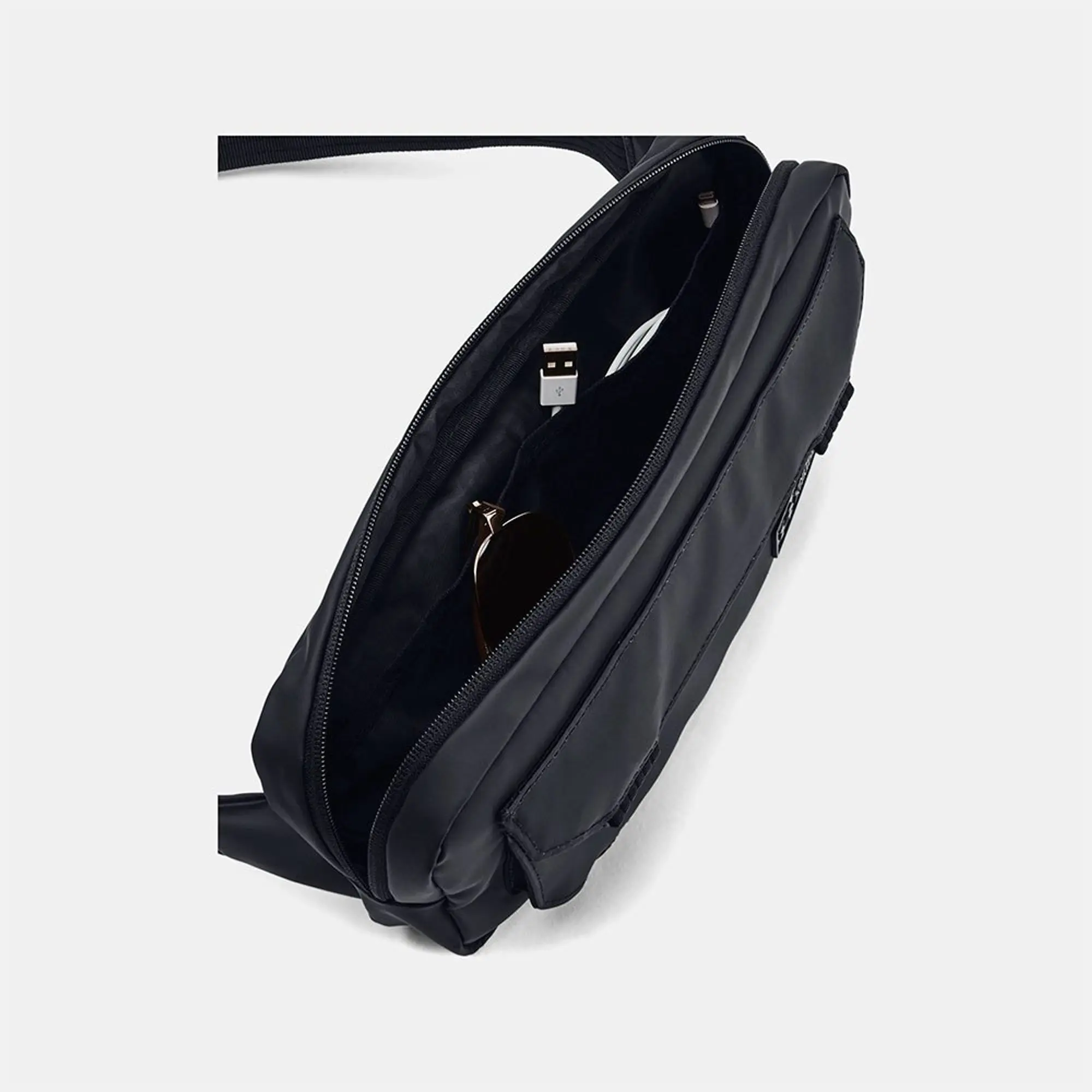 Under Armour  Triumph Crossbody Black / Black / Black OSFM
