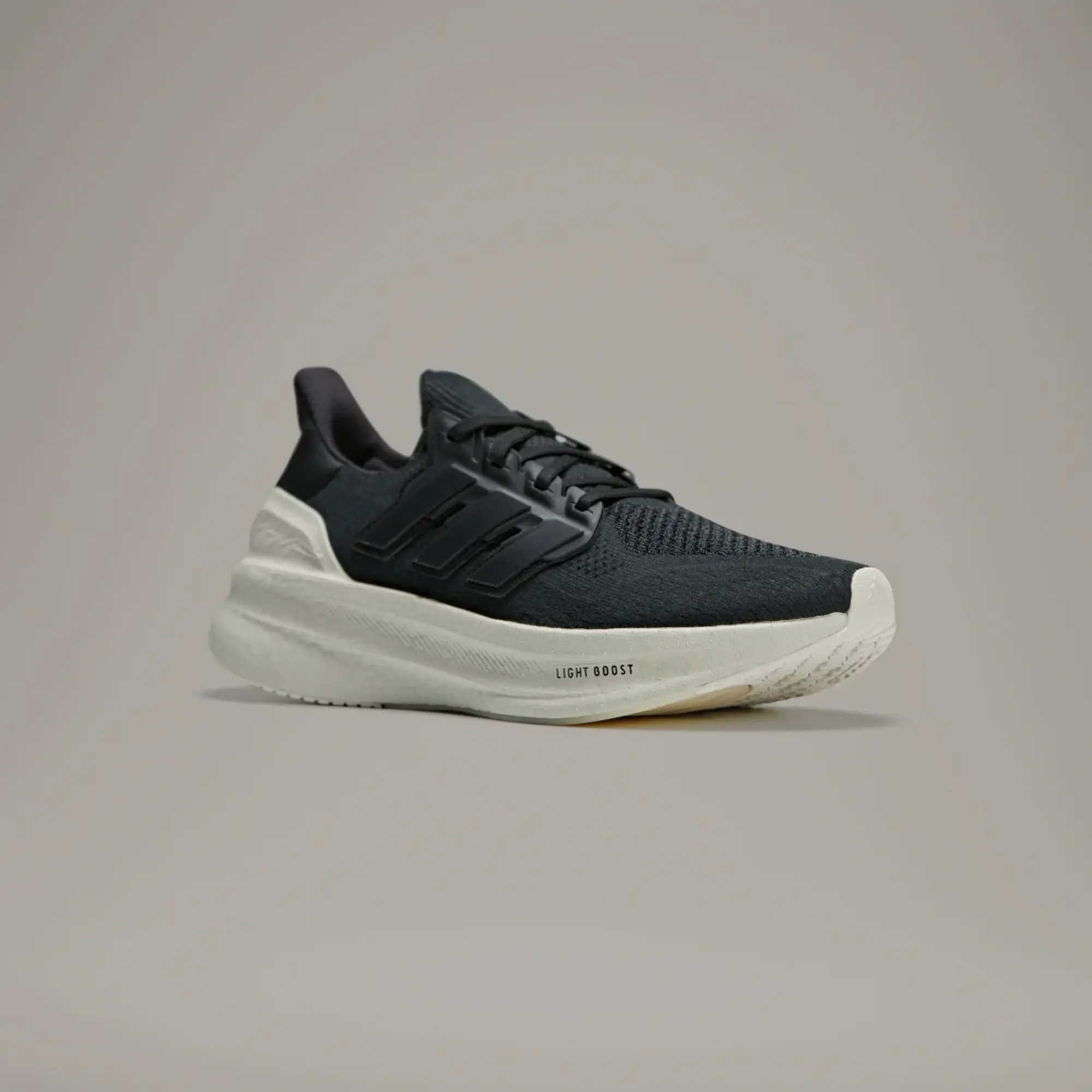 Y-3 Ultraboost 5 Sneaker - Black/Black/Carbon