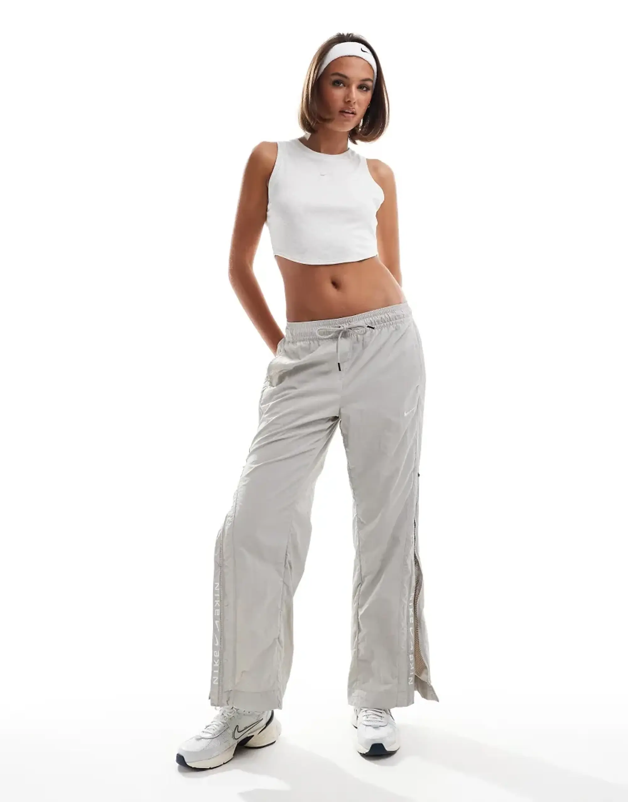 Nike Nsw Collection Woven Trouser In Grey