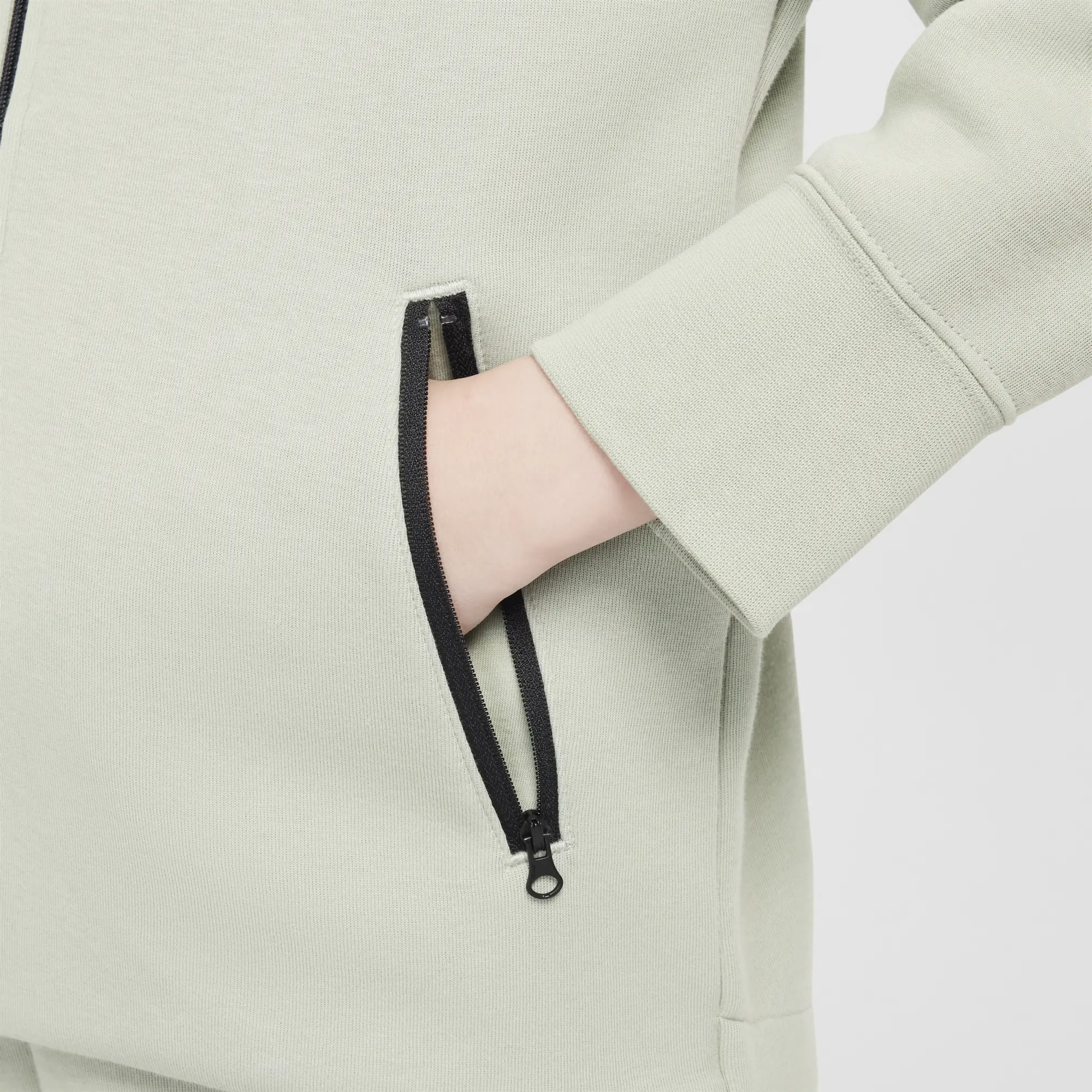 Nike Sportswear Older Girls Tech Fleece Full Zip Hoodie 8 15Y