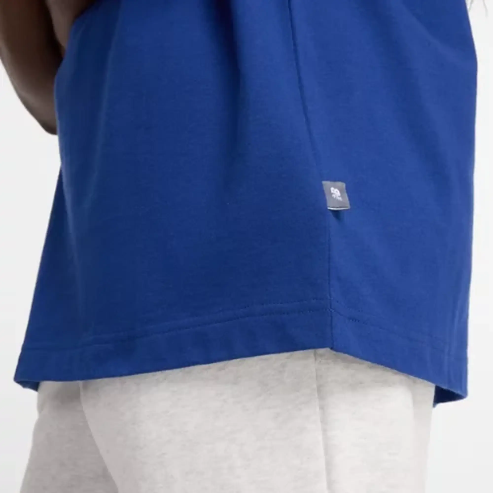 New Balance Women's Graphic Jersey Oversized T-Shirt in Blue Cotton Jersey