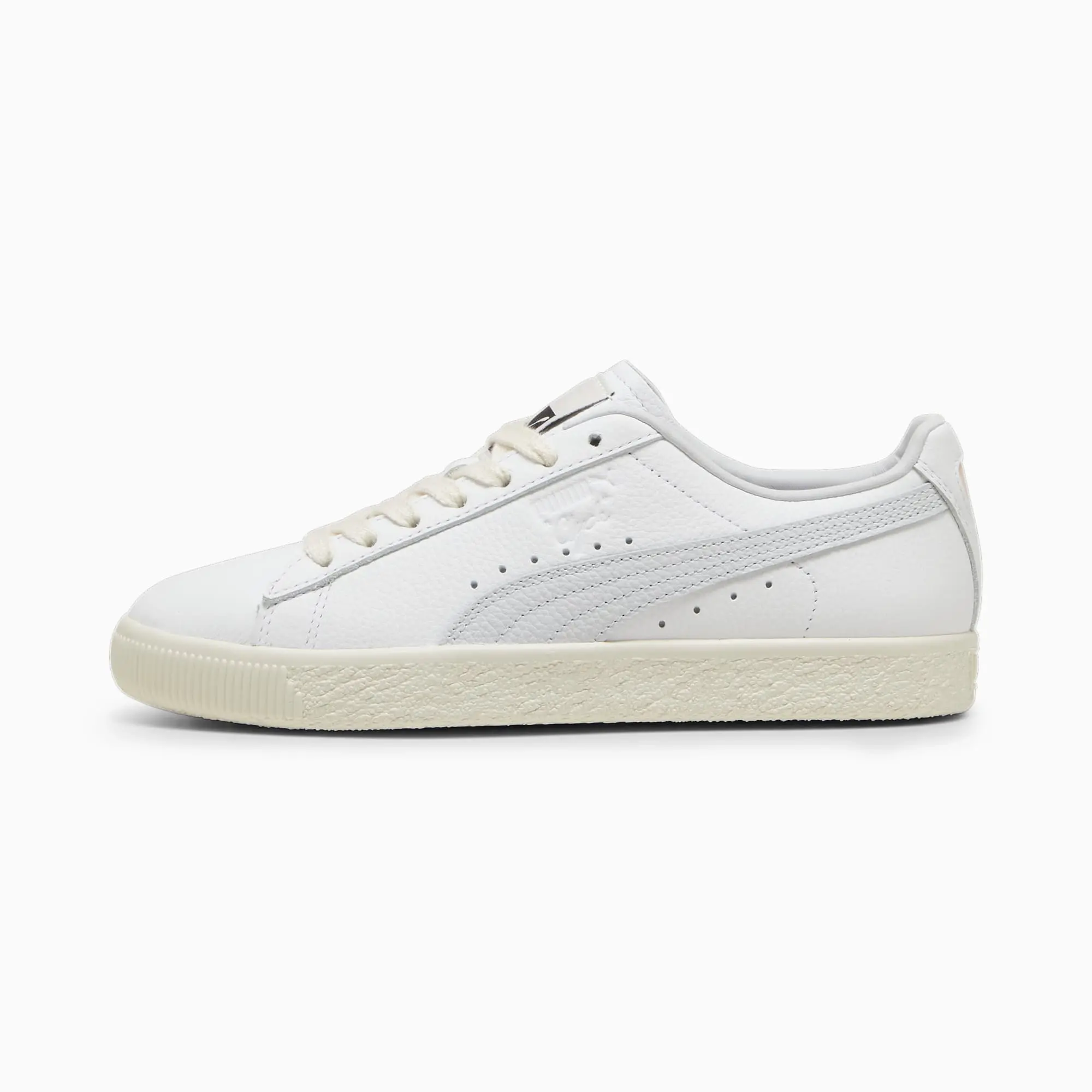 Puma clyde leather sneakers best sale