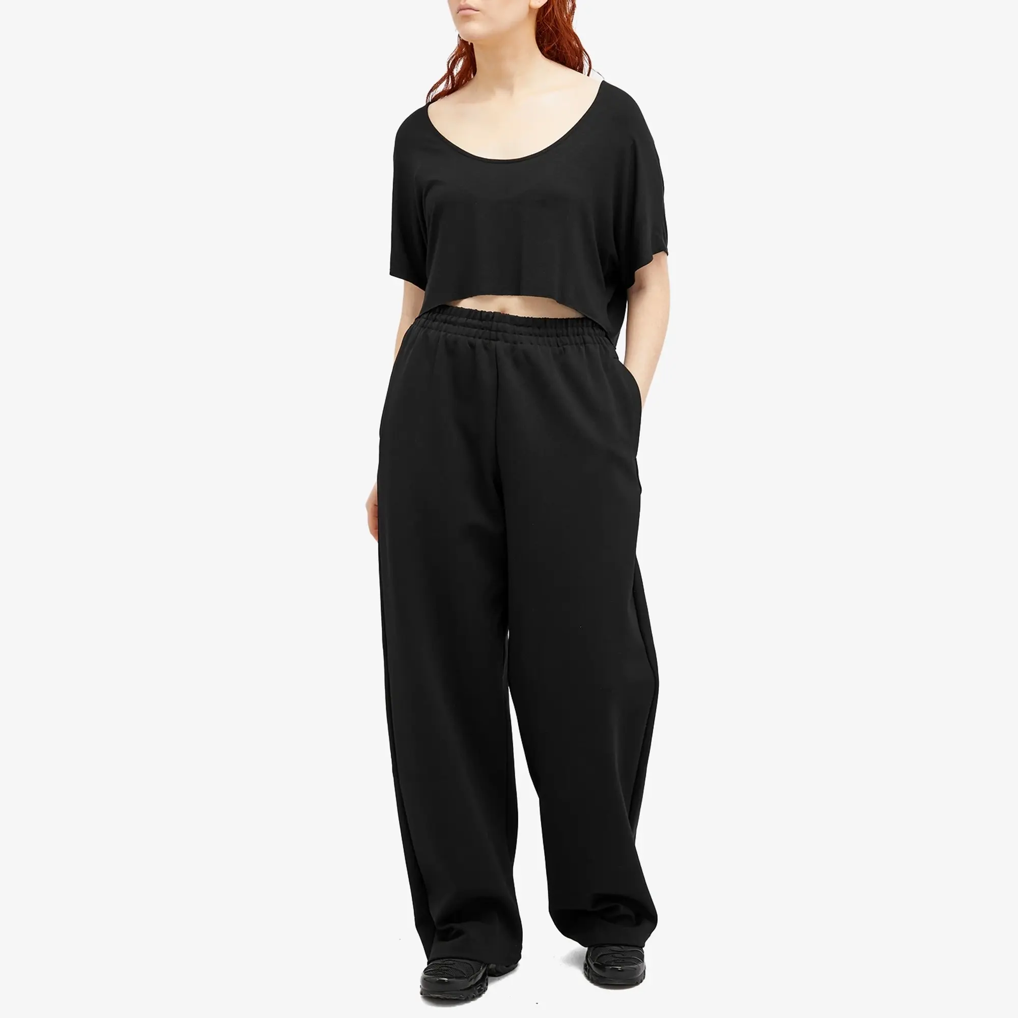 Joah Brown Women's Slouchy Crop T-Shirt Black