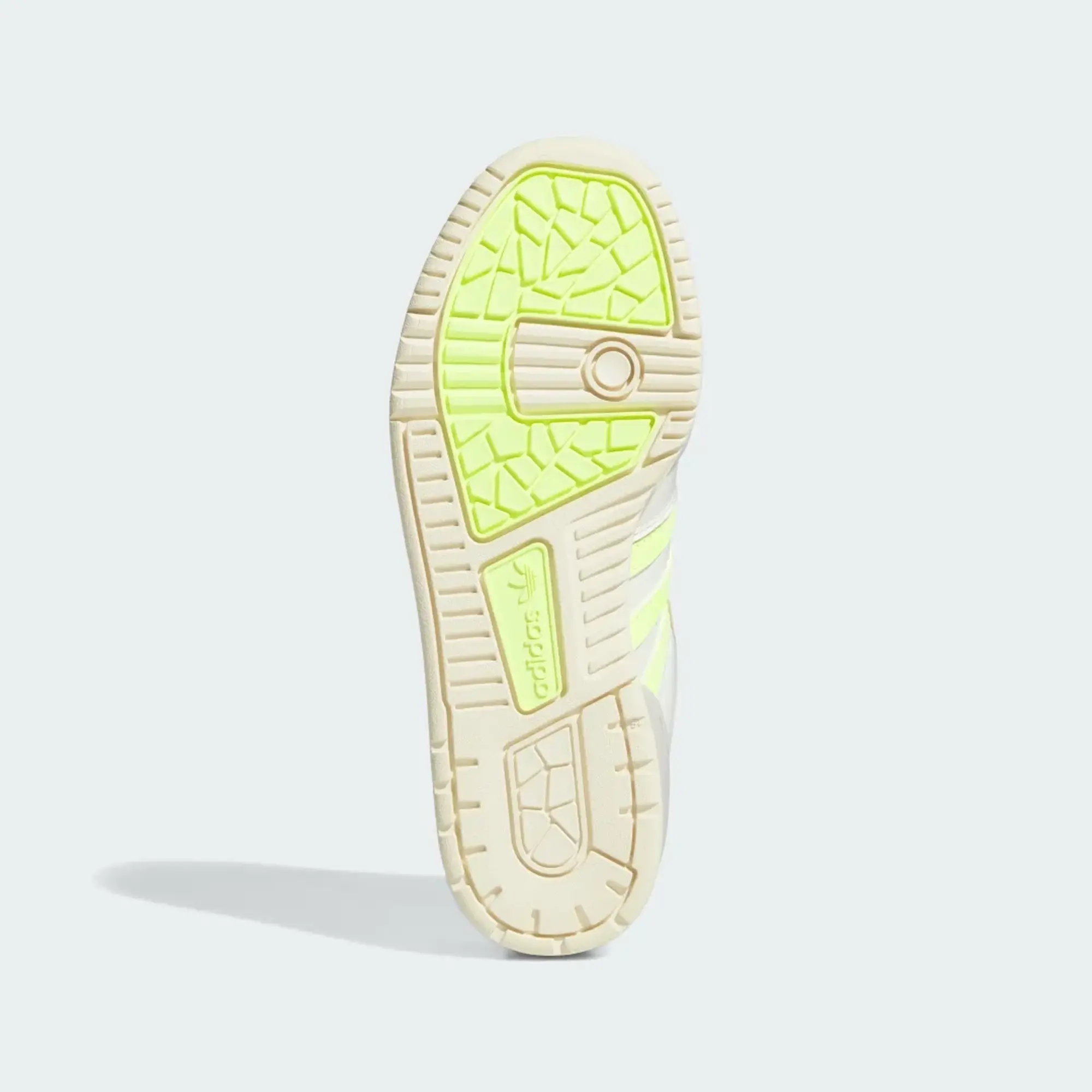 Adidas Originals Rivalry 86 Low Trainers In Beige-Neutral