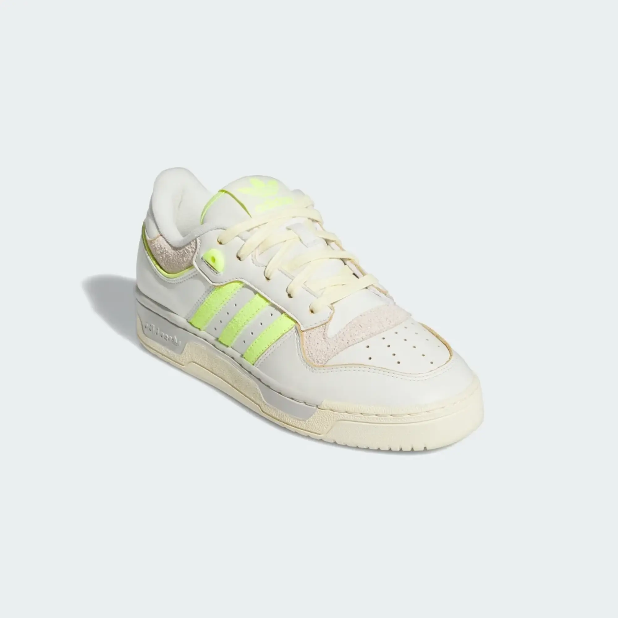 Adidas Originals Rivalry 86 Low Trainers In Beige-Neutral