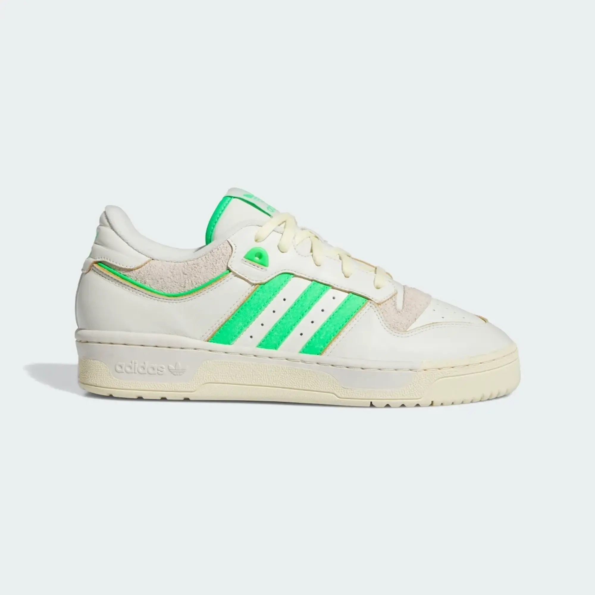 Adidas Originals Rivalry 86 Low Trainers In Cream And Green-White