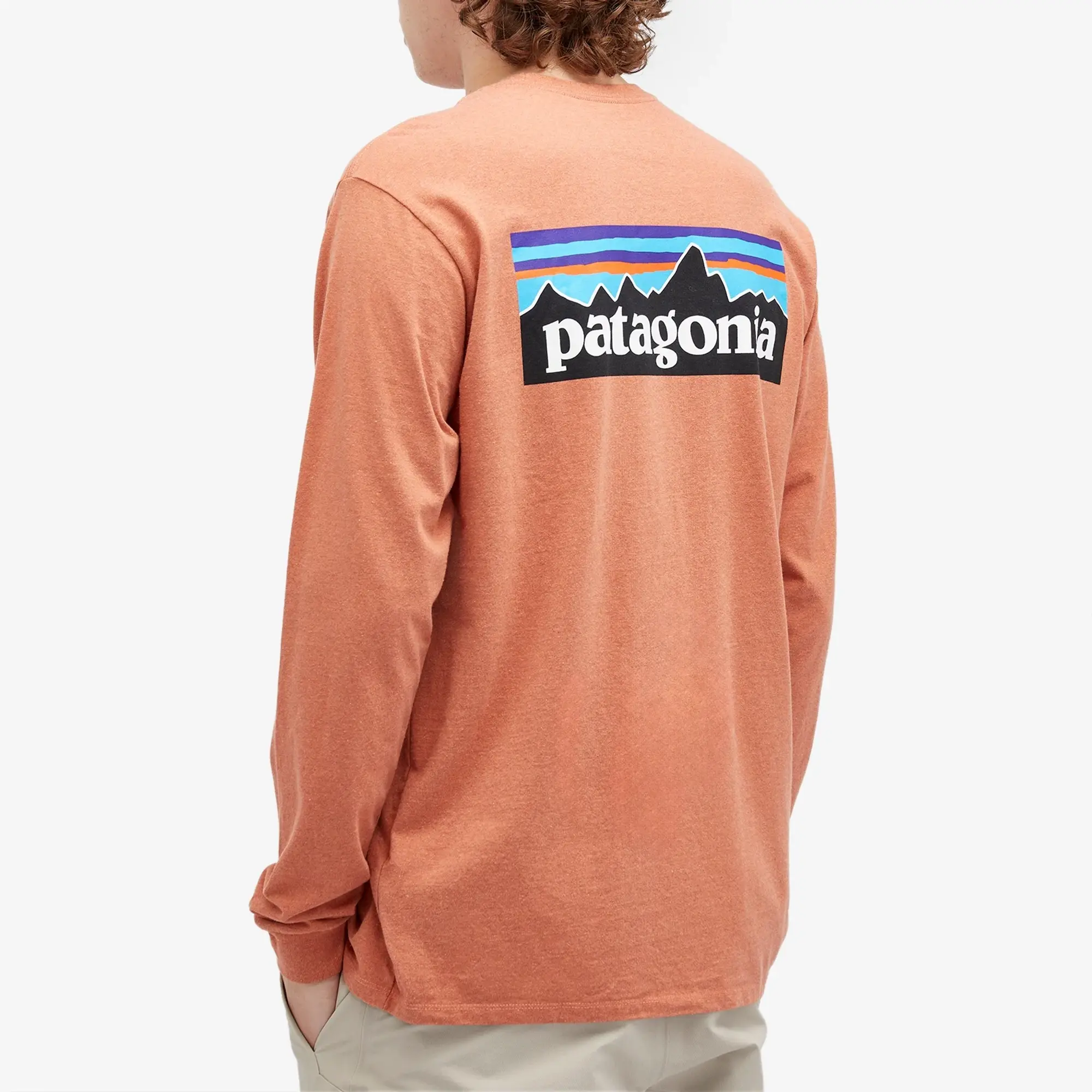 Crocs Patagonia Men's Long Sleeve P-6 Logo Responsibili-T-Shirt Redtail Rust