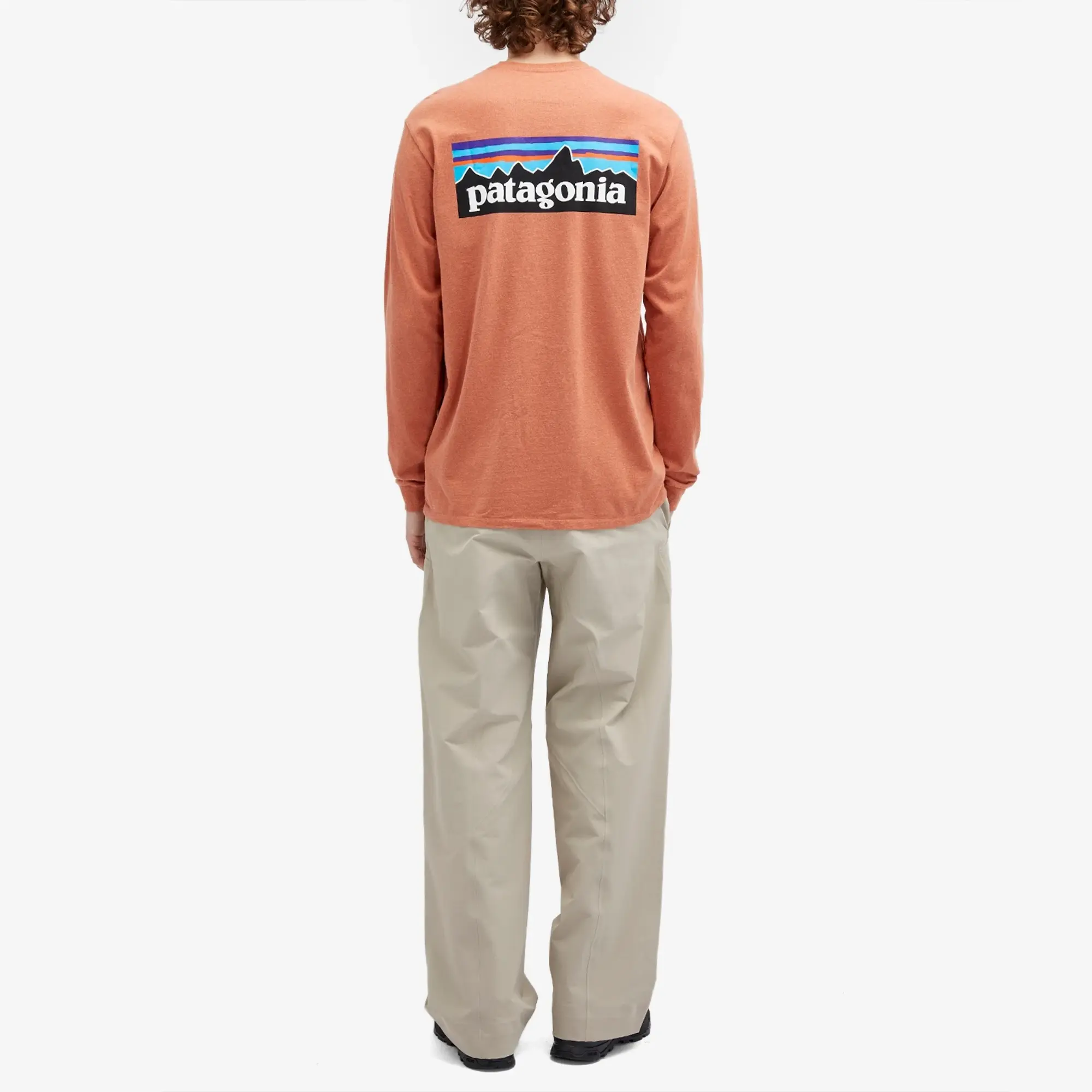 Crocs Patagonia Men's Long Sleeve P-6 Logo Responsibili-T-Shirt Redtail Rust