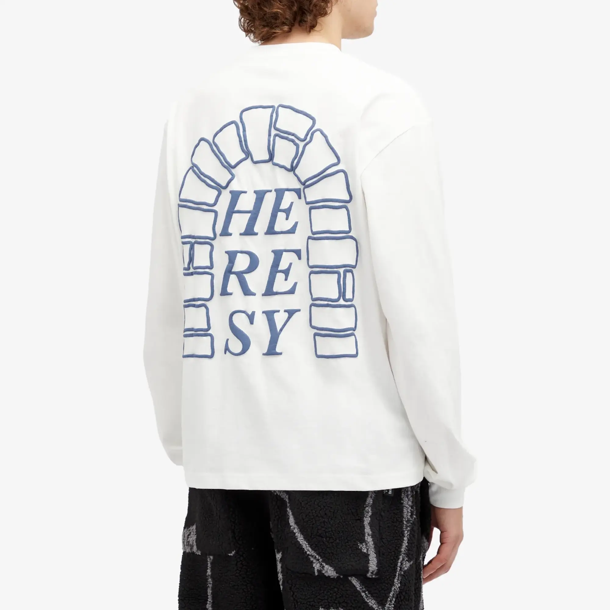 Heresy Men's Arch Logo Long Sleeve T-Shirt Ecru